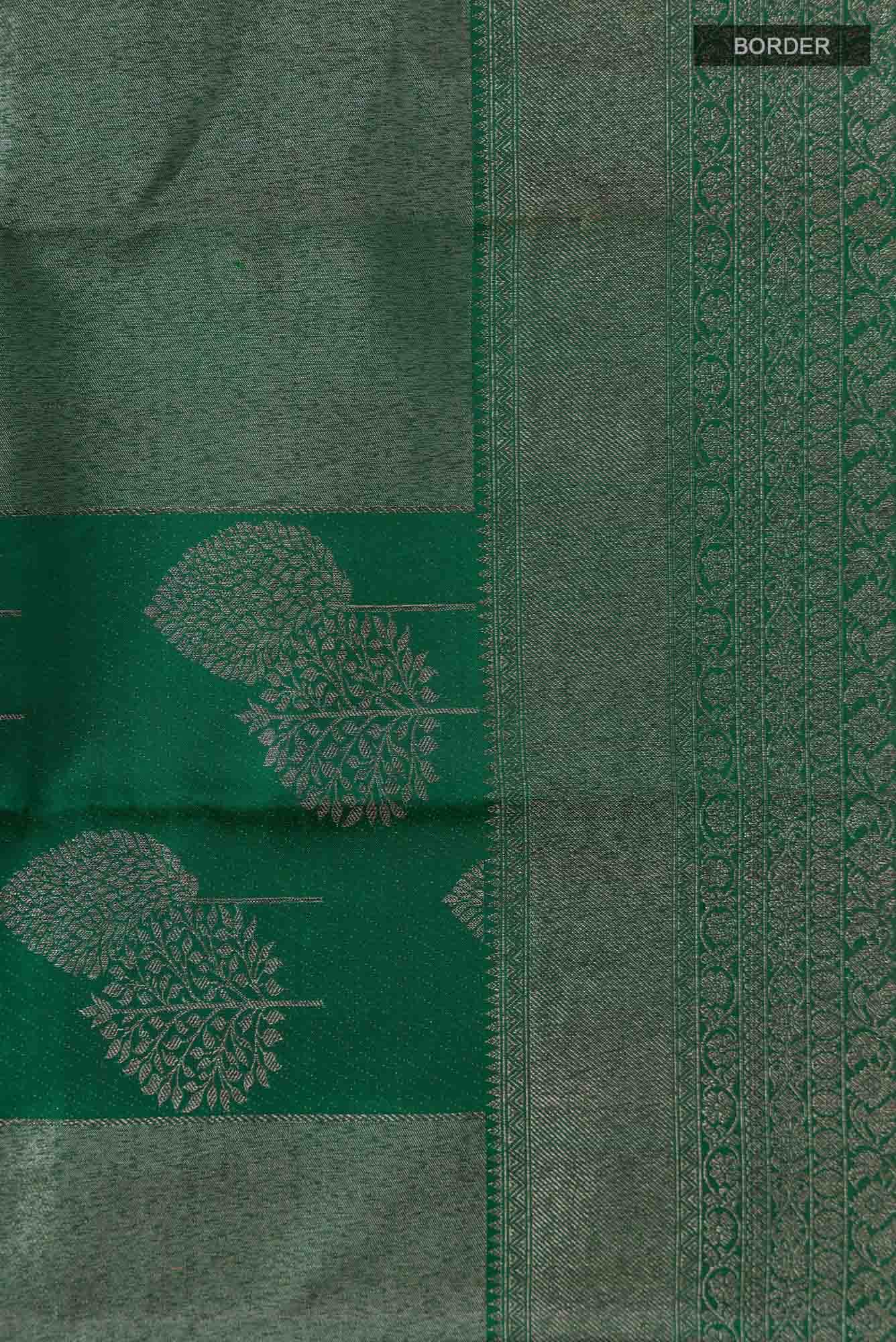 Green Kanjivaram Silk Saree - Image 5