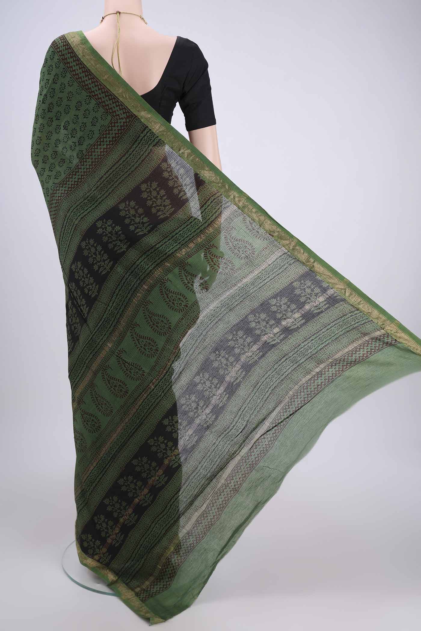 Green Maheshwari Silk Cotton Saree - Image 3