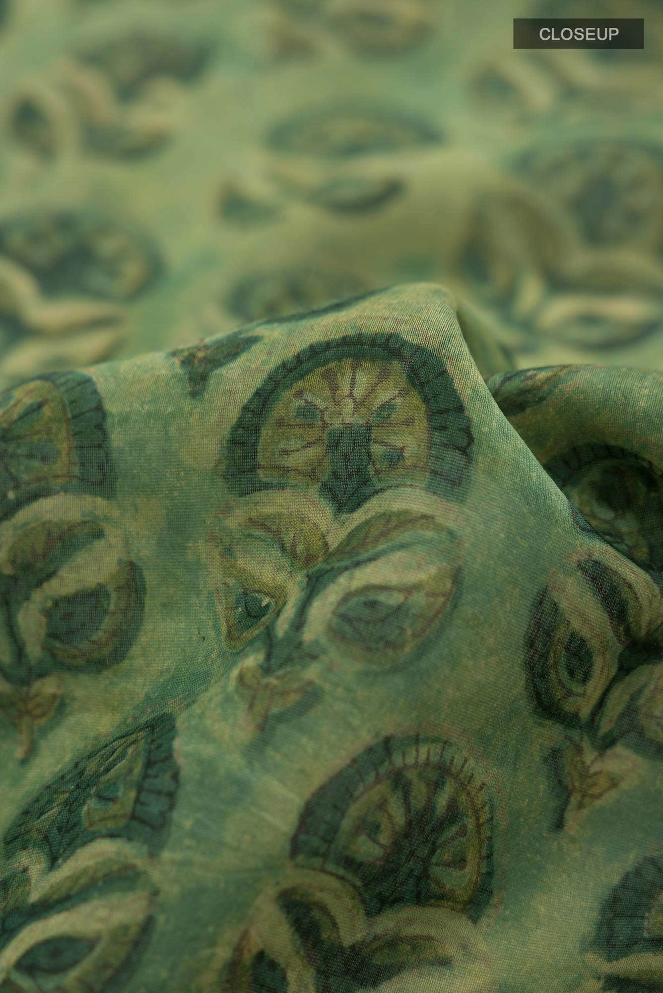 Green Maheshwari Silk Cotton Saree - Image 2