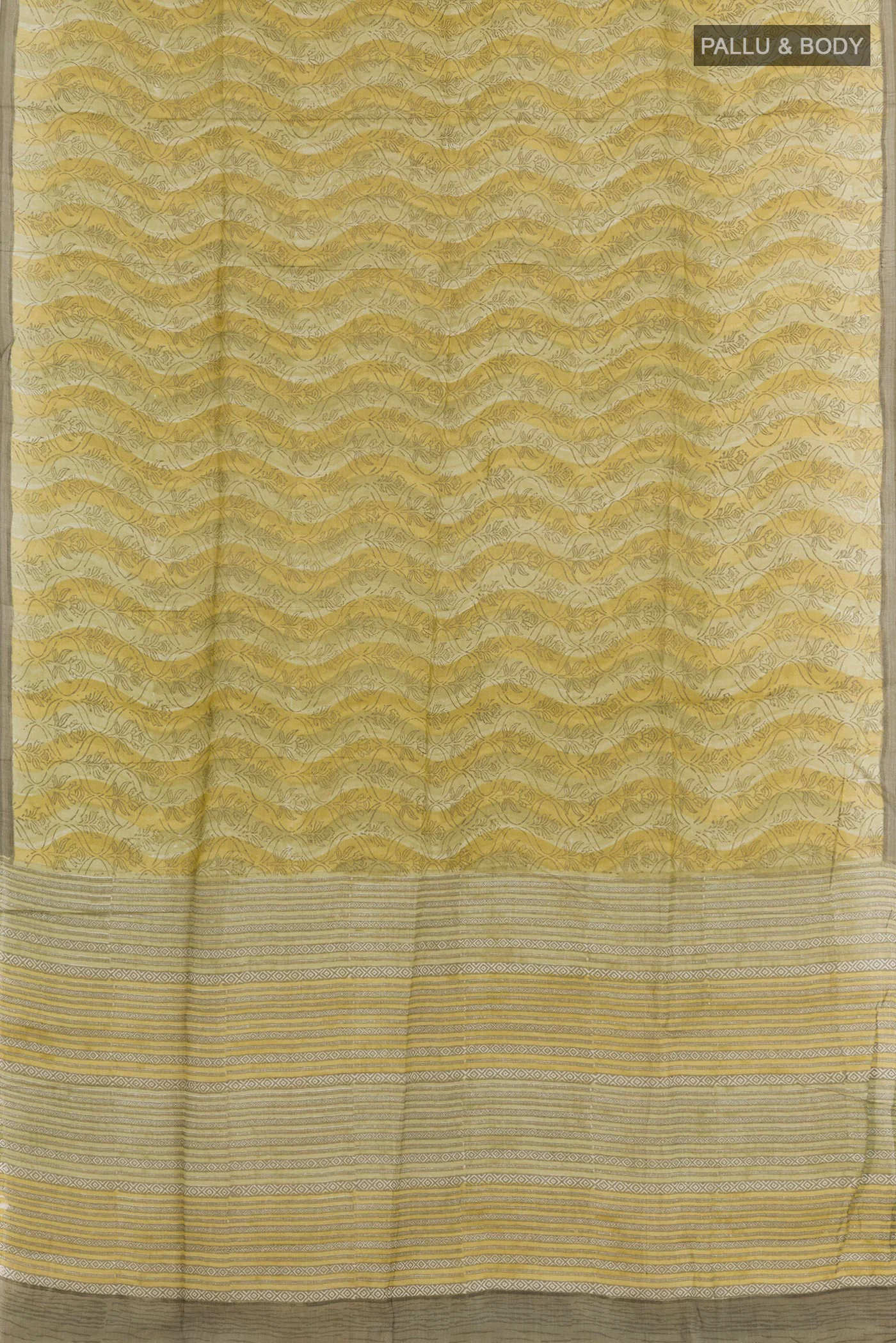 Green Printed Silk Saree - Image 3