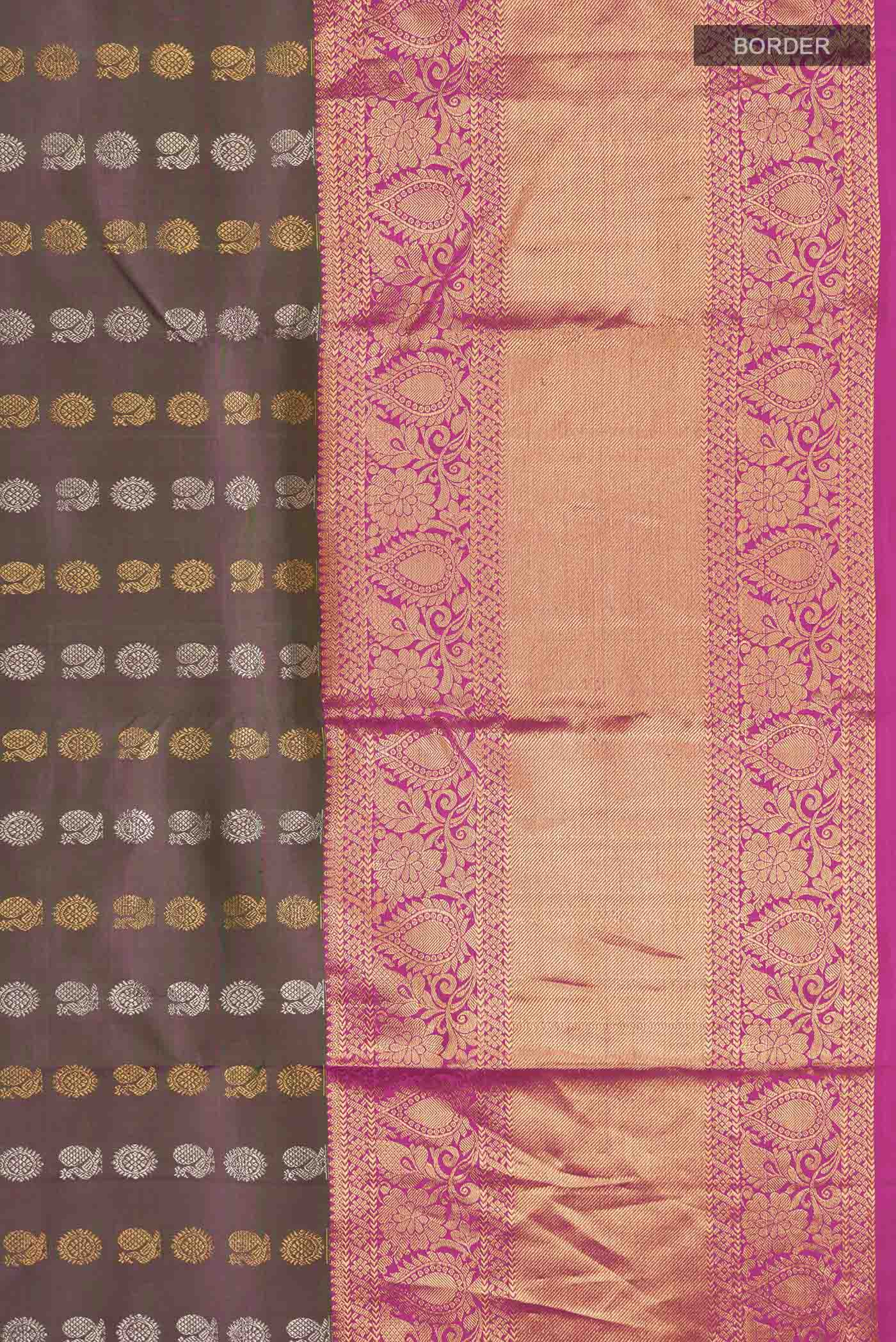 Green with Pink Color Kanchipuram Silk Saree - Image 3