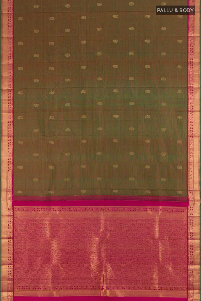 Green with Pink Color Kanchipuram Silk Saree - Image 5