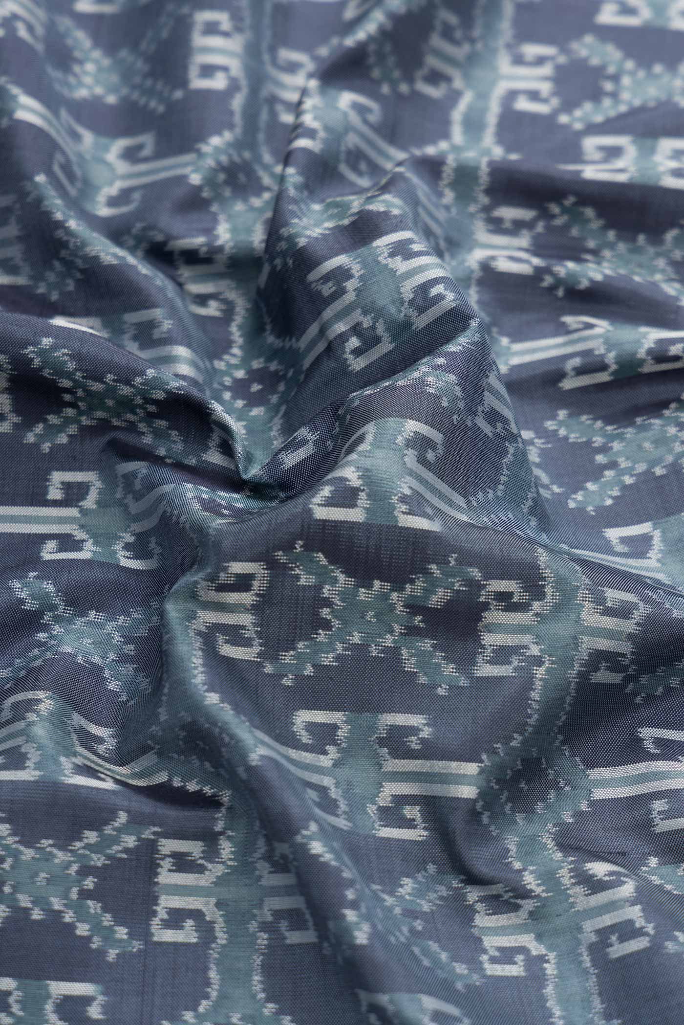 Grey Dual Tone Double Ikat Saree - Image 2