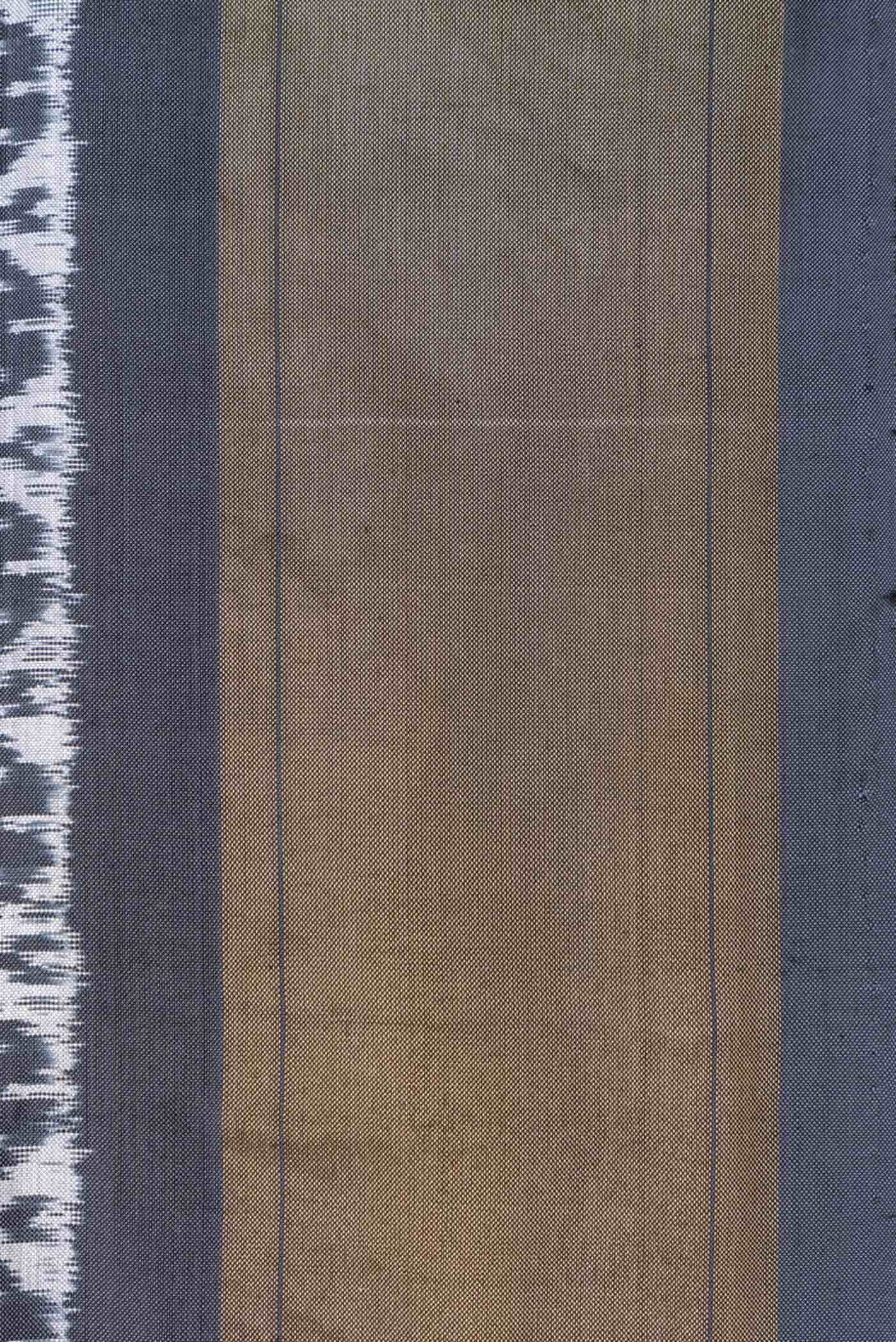 Grey Dual Tone Double Ikat Saree - Image 5