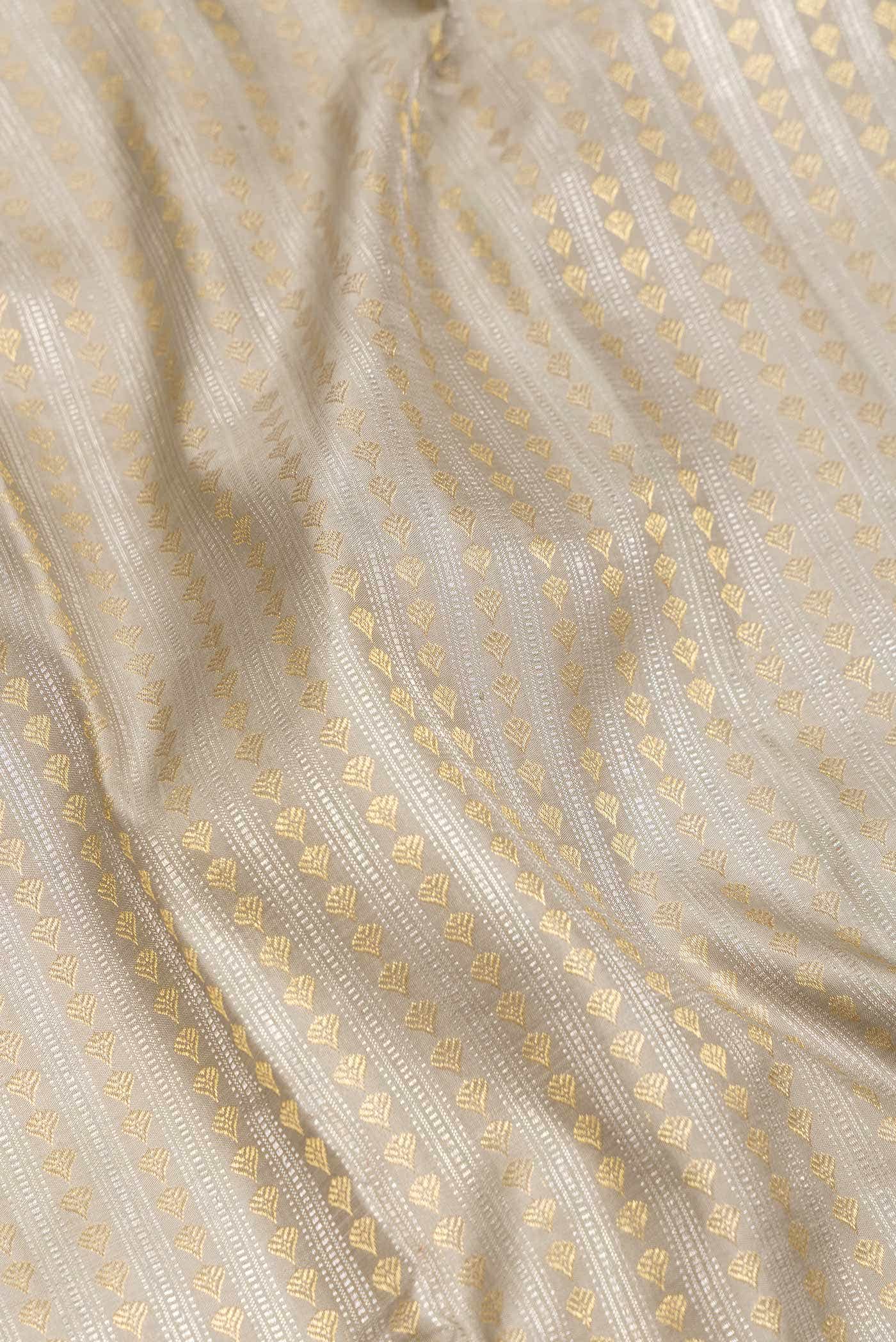 Grey Dual Tone Kanchipuram Silk Saree - Image 3