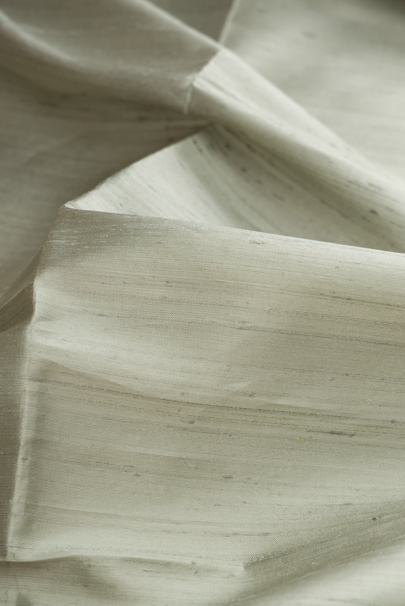 Grey Raw Silk Saree - Image 2