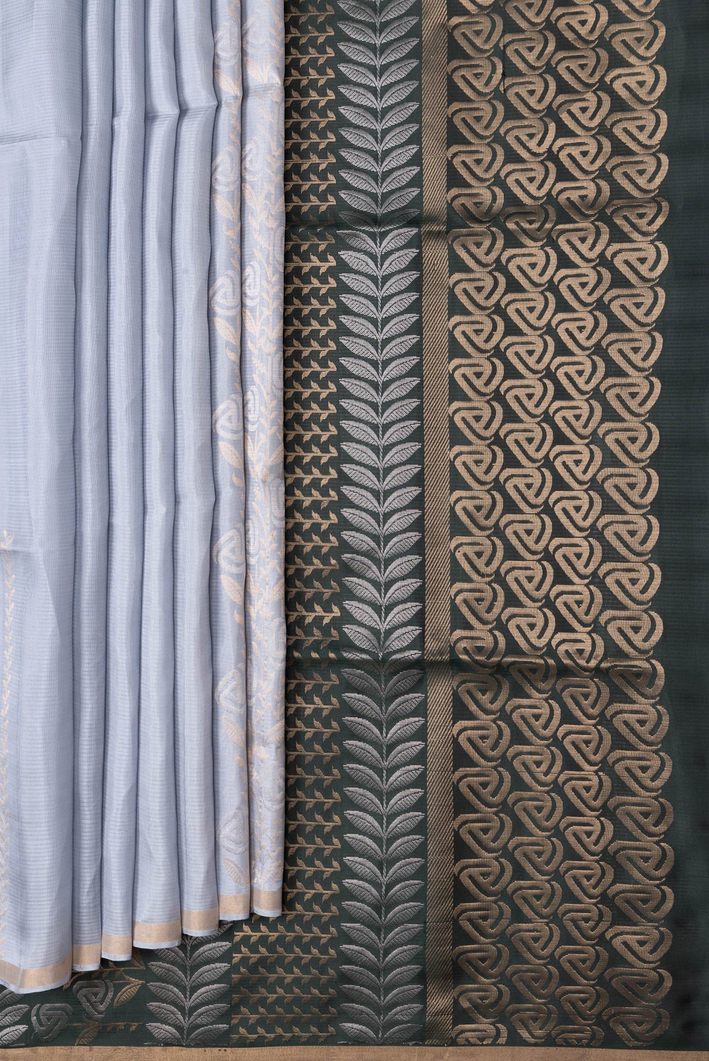 Grey Soft Silk Saree - Image 4