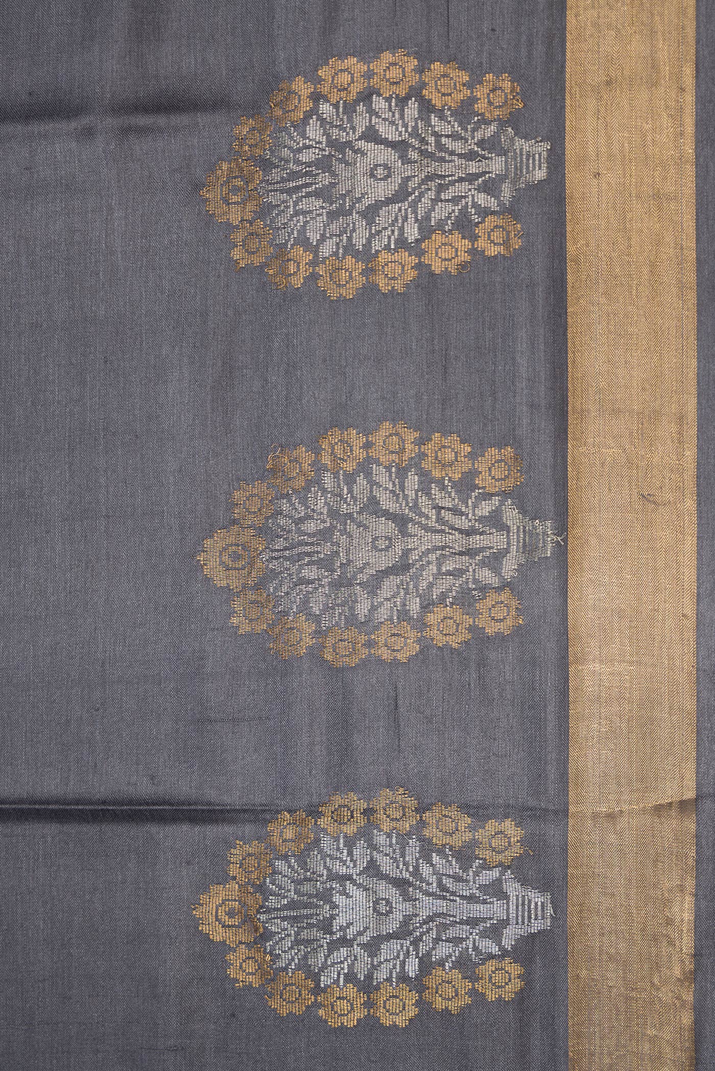 Davys Grey Tussar Silk Saree - Image 3