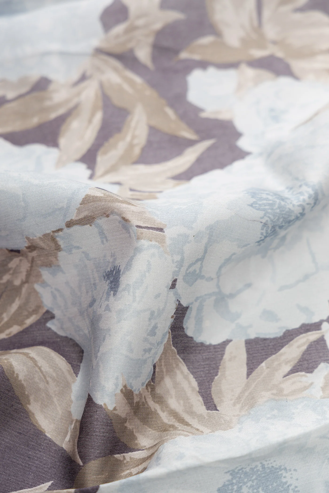 Grey Tussar Silk Saree - Image 2