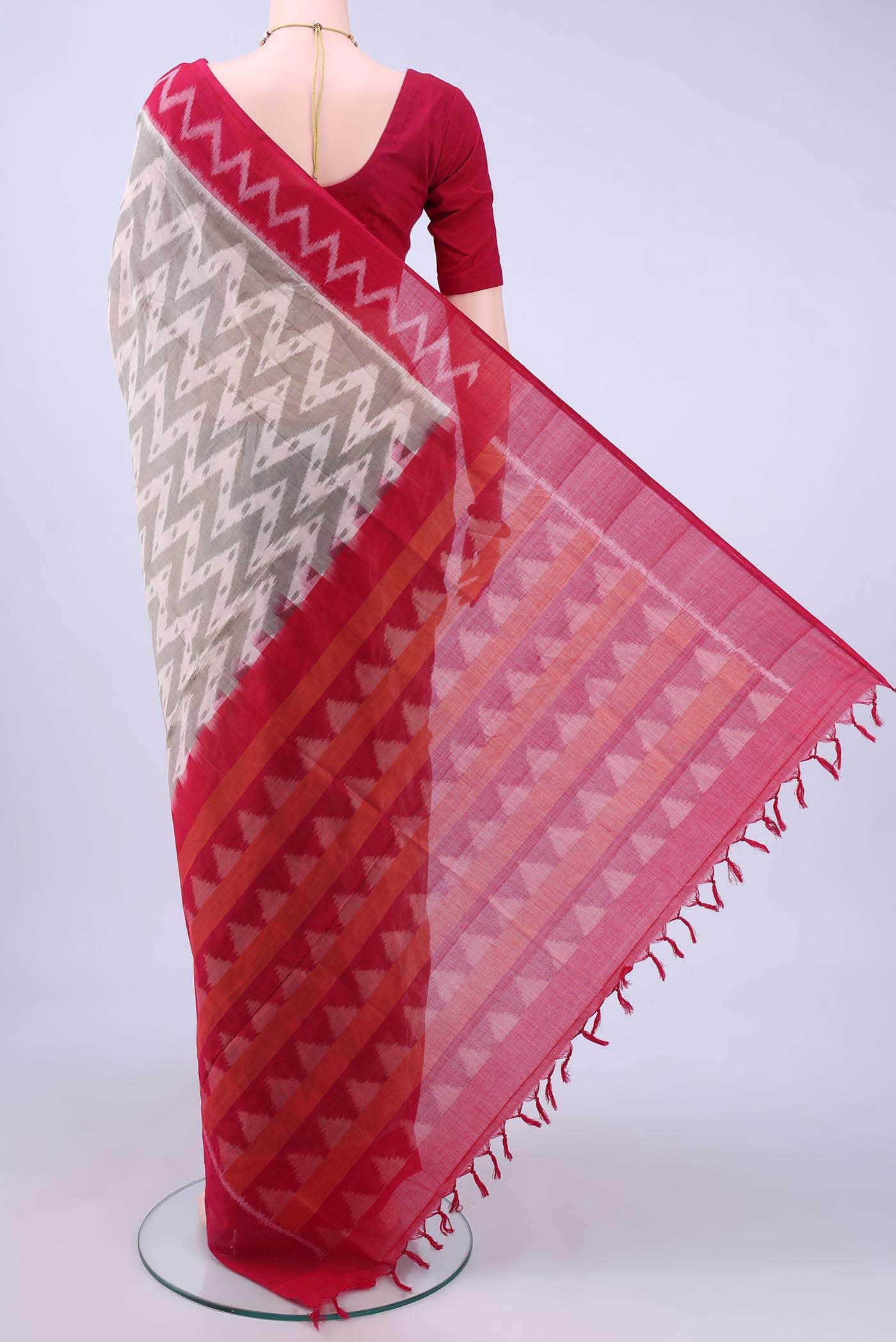 Grey Pochampally Cotton Saree - Image 2