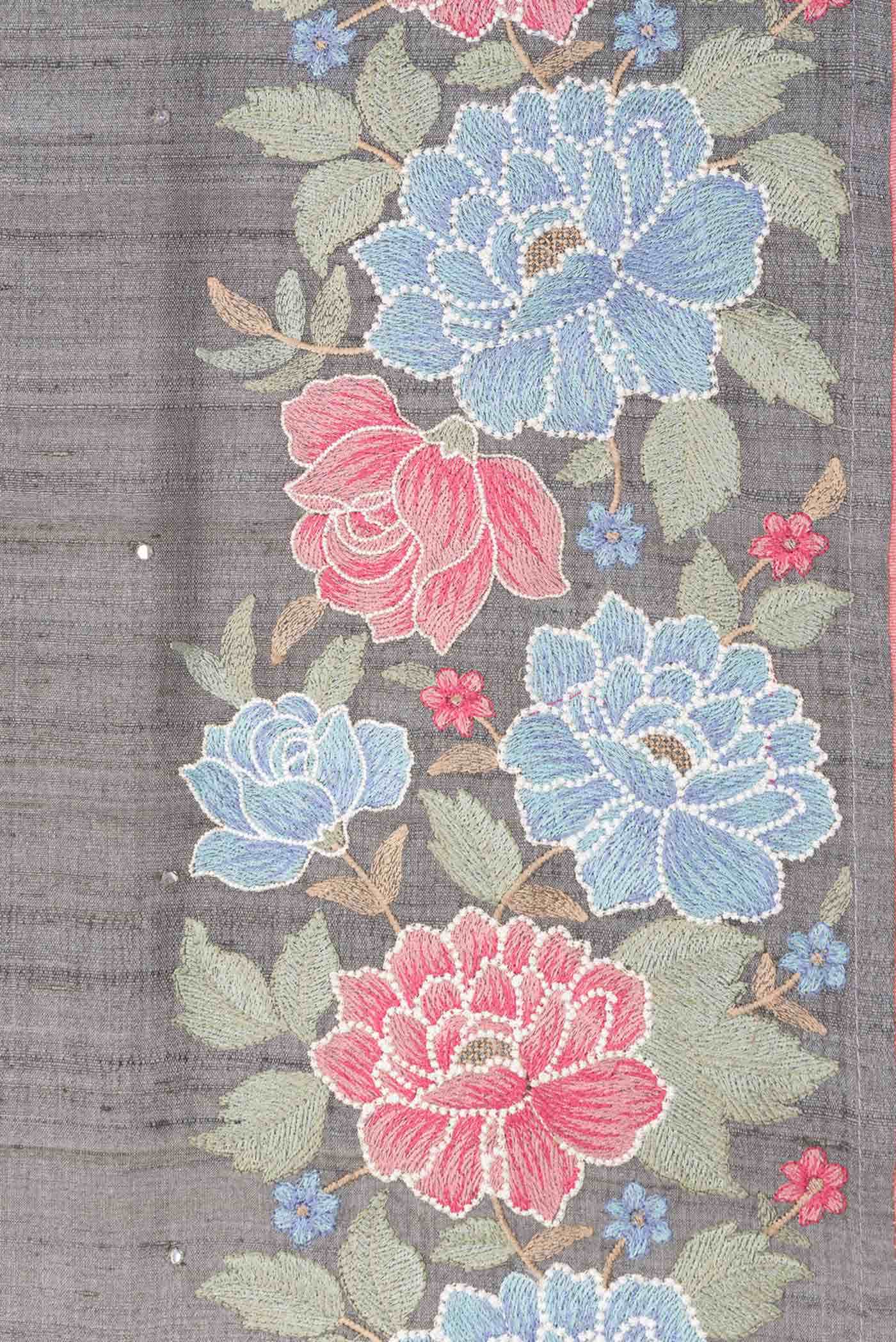 Grey Tussar Silk Saree - Image 5