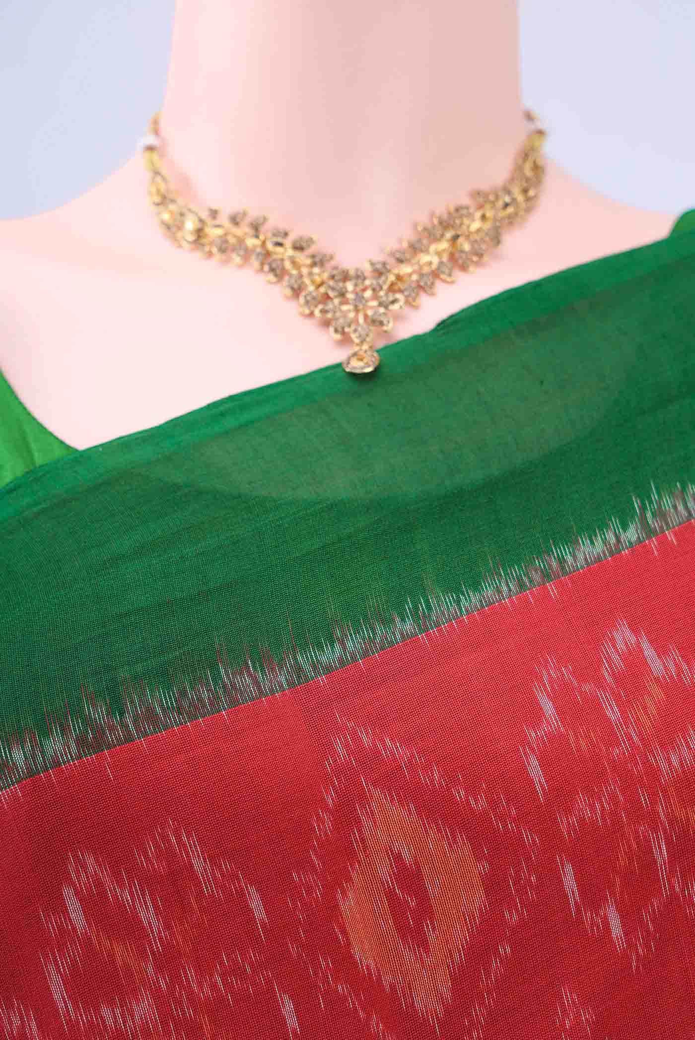 Imperial Red Pochampally Cotton Saree - Image 3