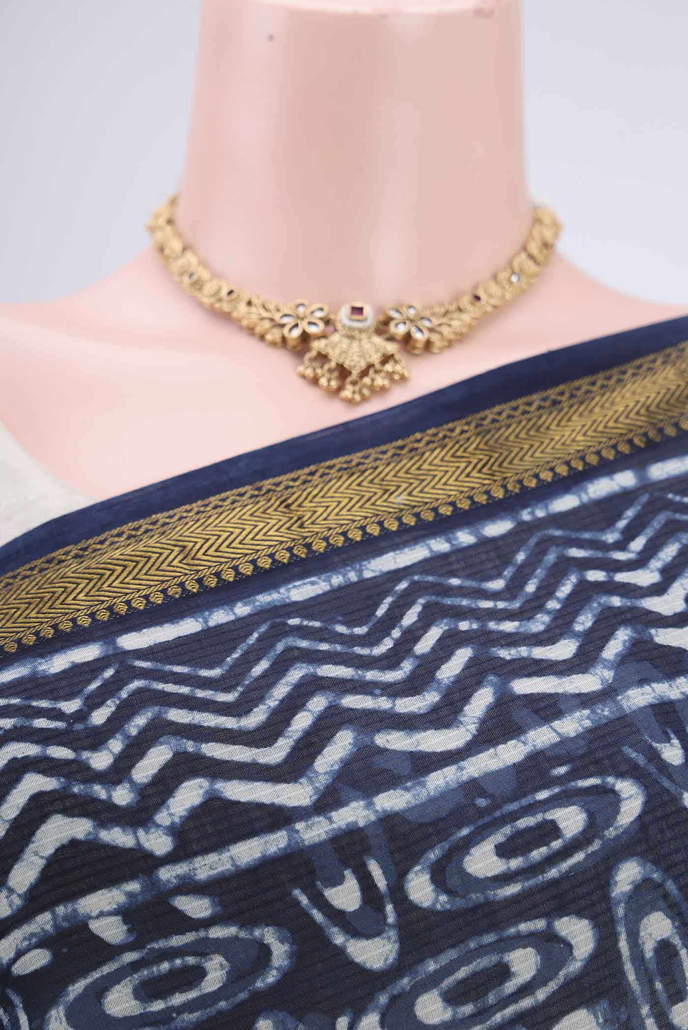 Navy Blue Maheshwari Silk Cotton Saree - Image 2