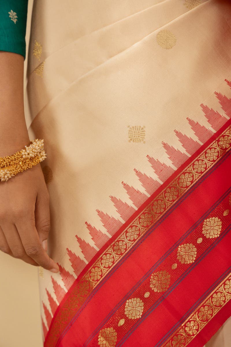 Kamalam-Off White Kanchipuram Silk Saree - Image 4