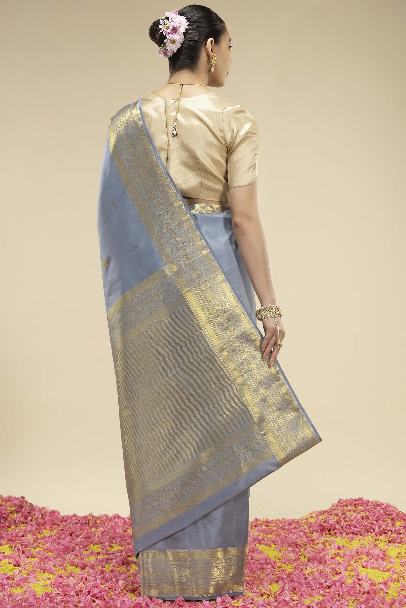 Lasya-Grey Kanchipuram Silk Saree - Image 6