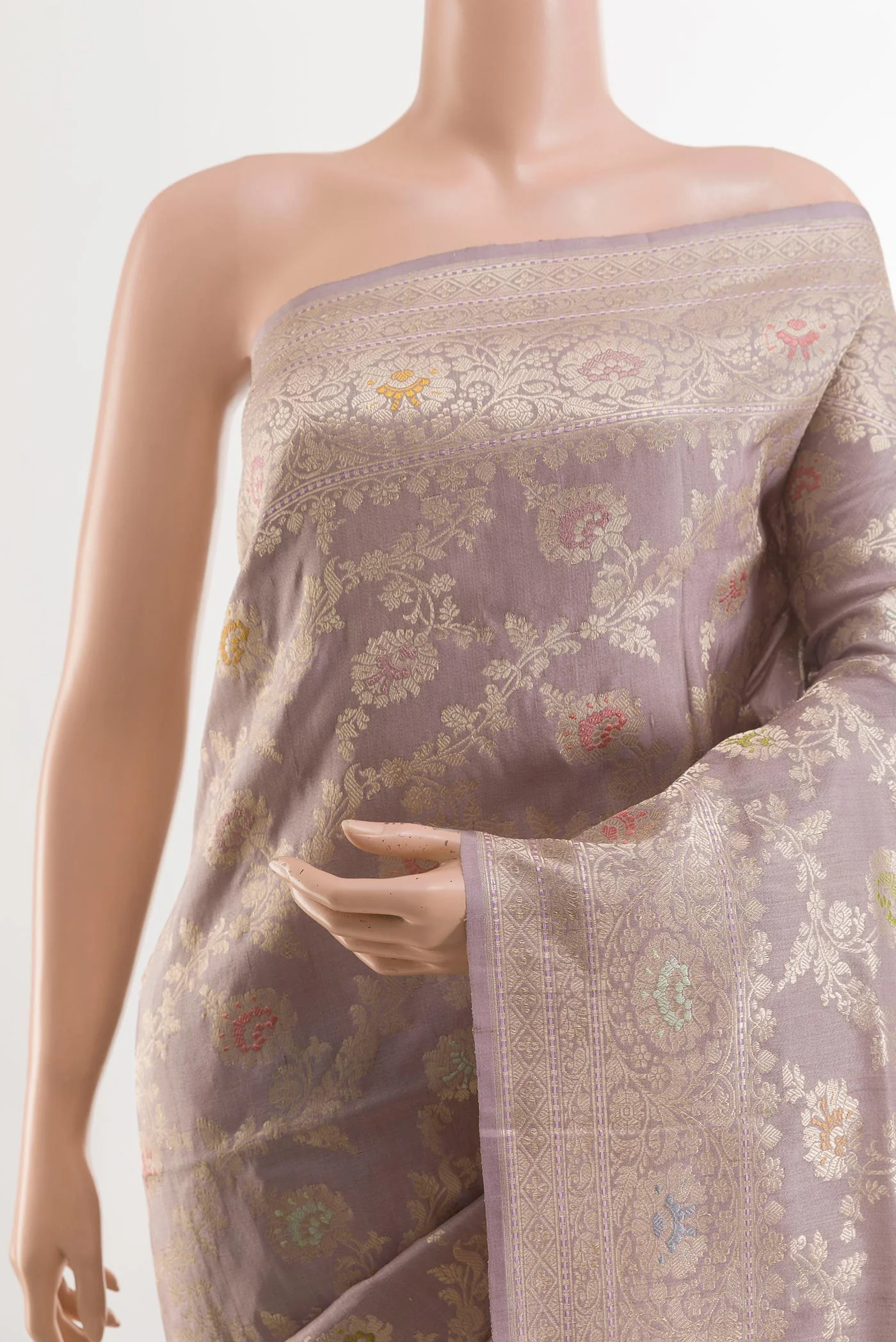 Lavender Banarasi Tussar Silk Saree - Image 2