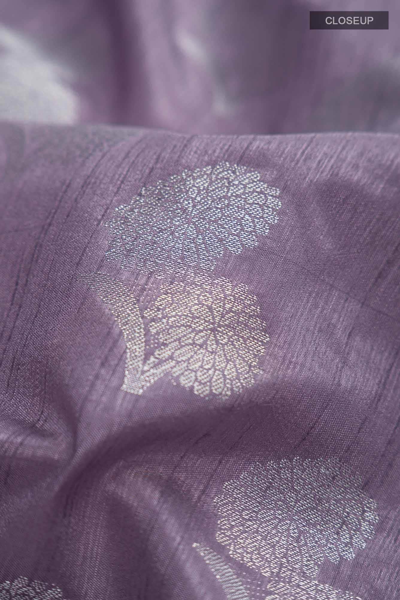 Lavender Blended Art Silk Saree - Image 3