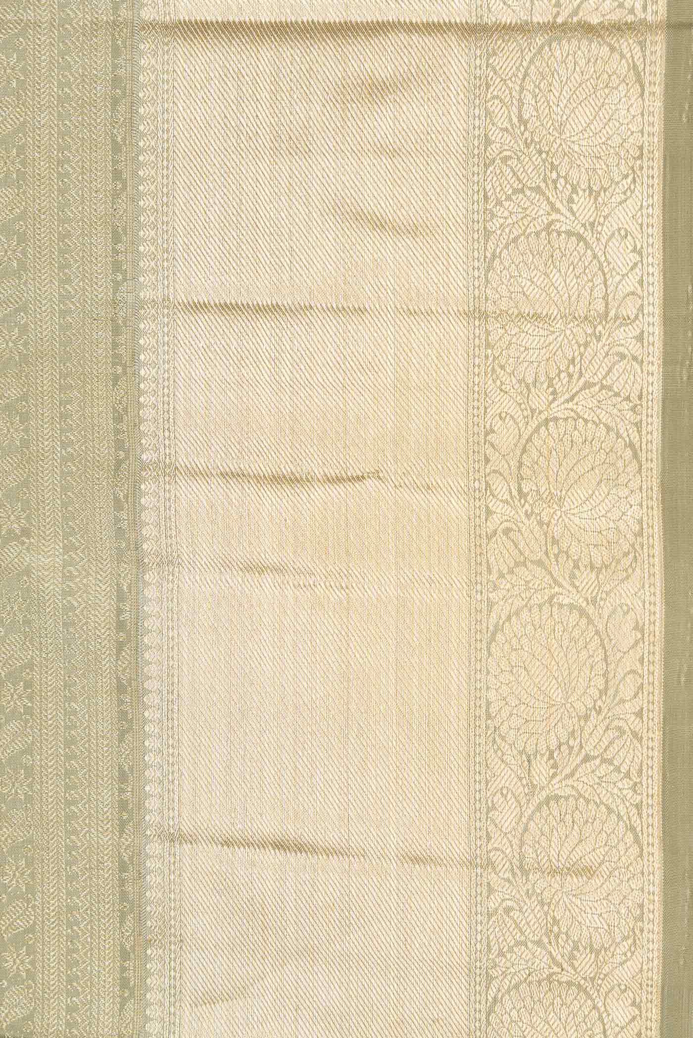 Light Green Dual Tone Kanchipuram Silk Saree - Image 3