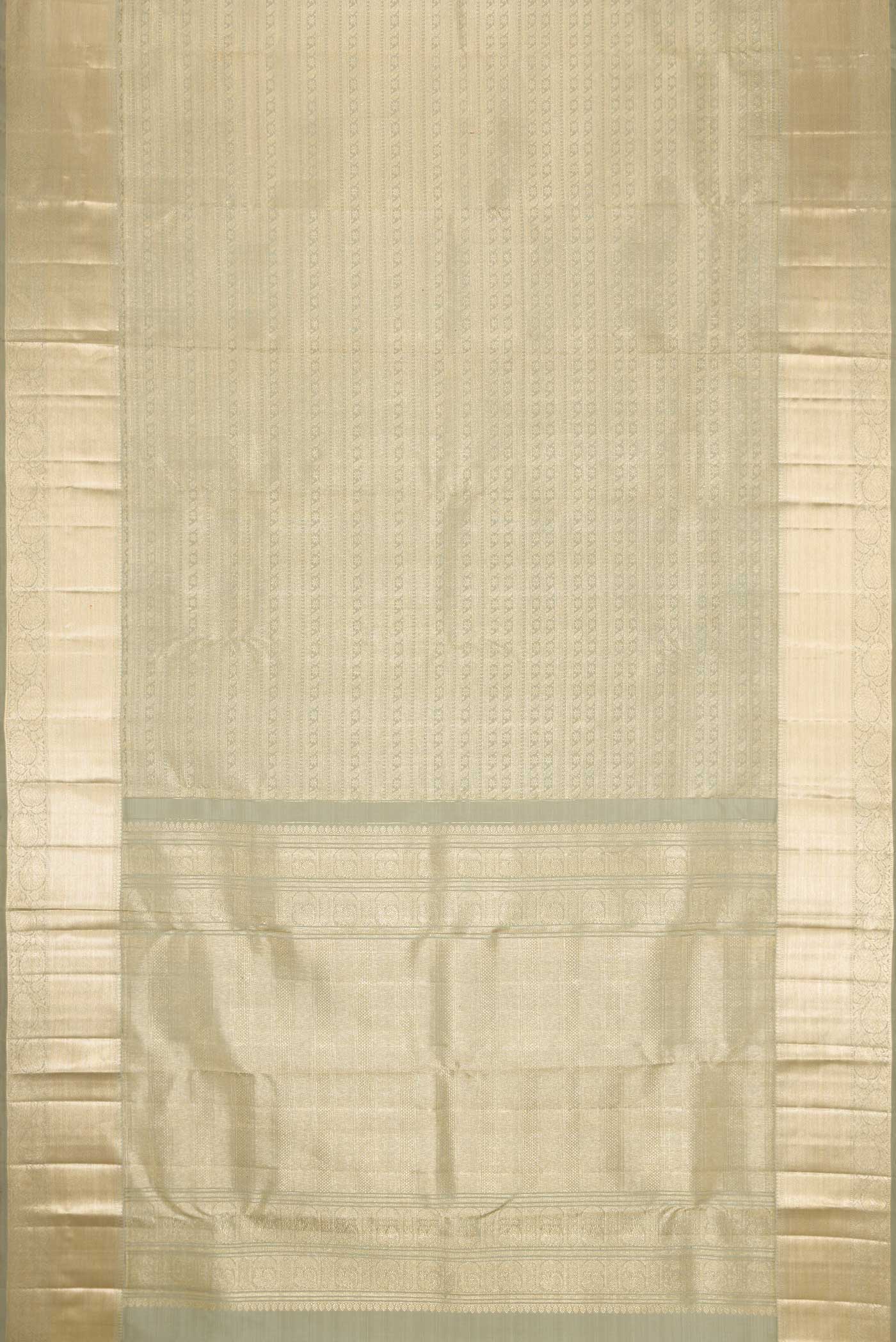 Light Green Dual Tone Kanchipuram Silk Saree - Image 6