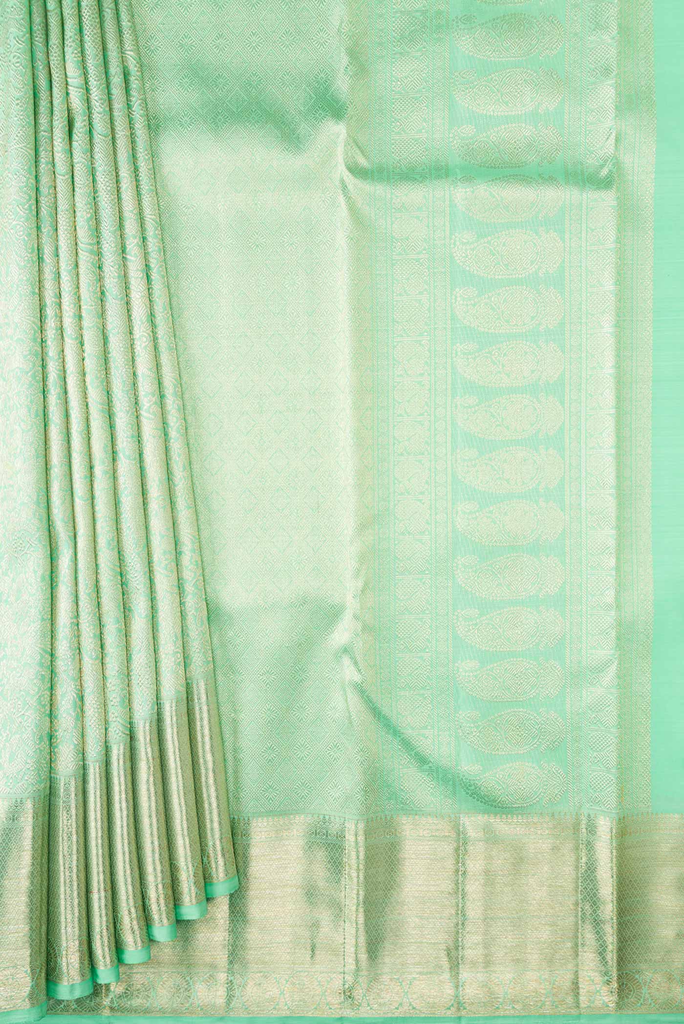 Light Green Dual Tone Kanchipuram Silk Saree - Image 4