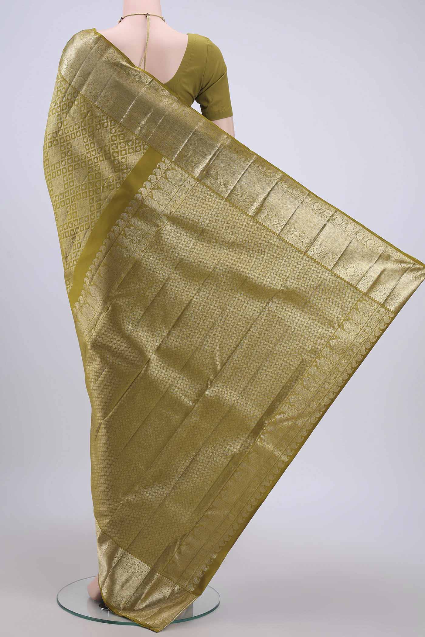 Light Green Kanchipuram Silk Saree - Image 3