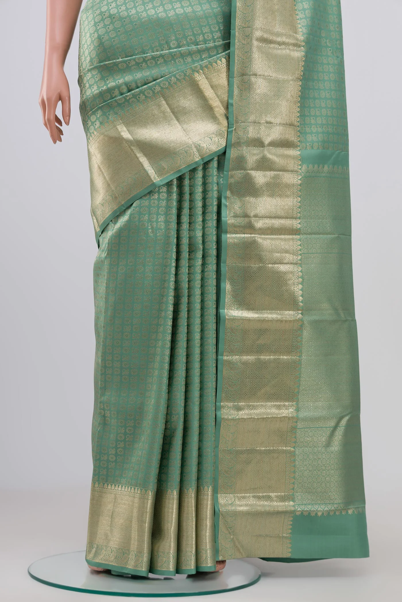 Light Blue Kanchipuram Silk Saree - Image 3