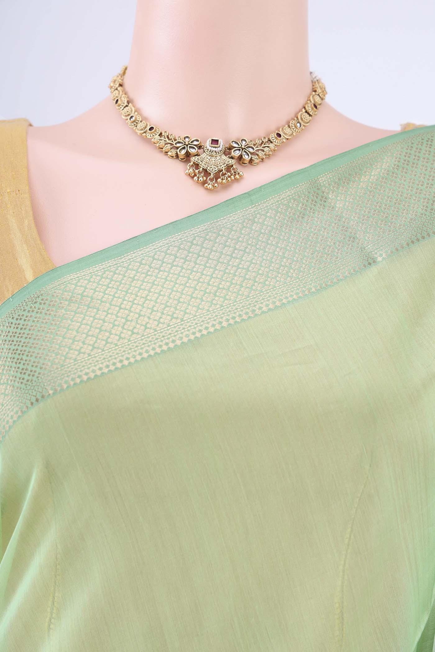 Light Green Maheshwari Silk Cotton Saree - Image 2