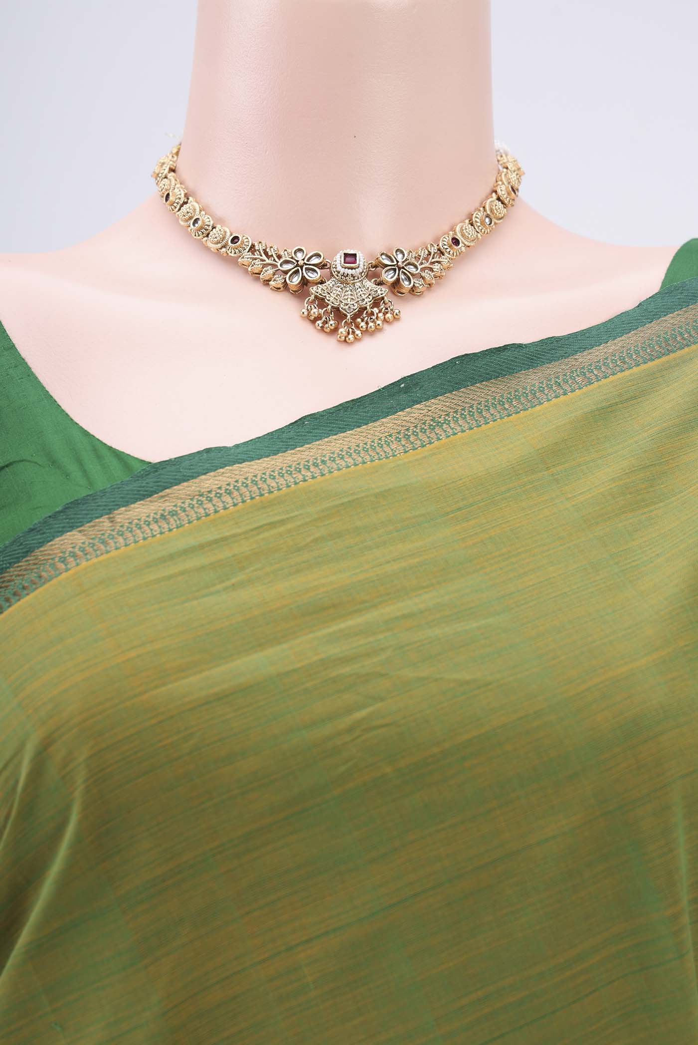Green with Yellow Color Mangalagiri Cotton Saree - Image 2