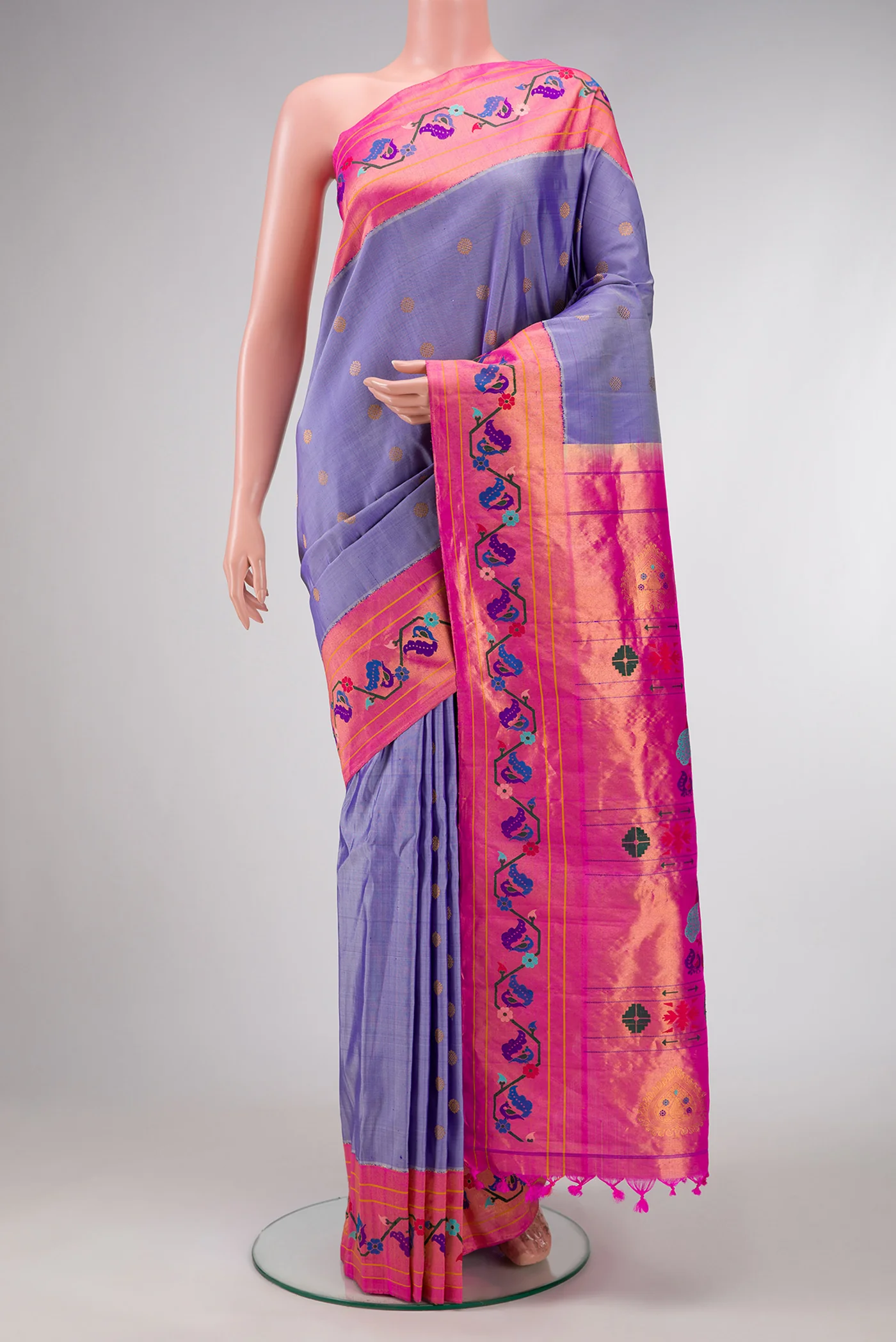 Lilac Gadwal Silk Saree - Image 2