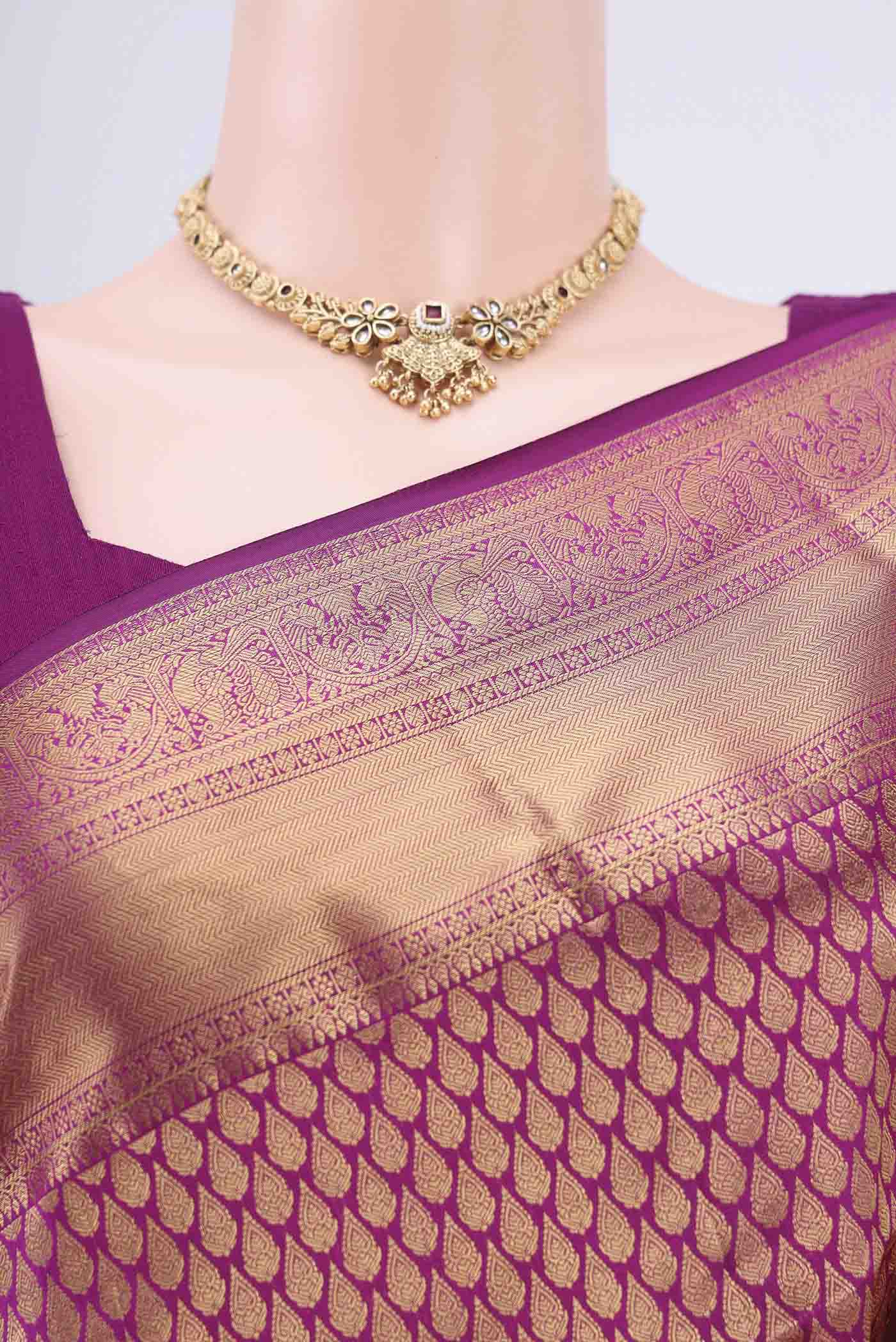 Magenta Bangalore Silk Saree - Image 2