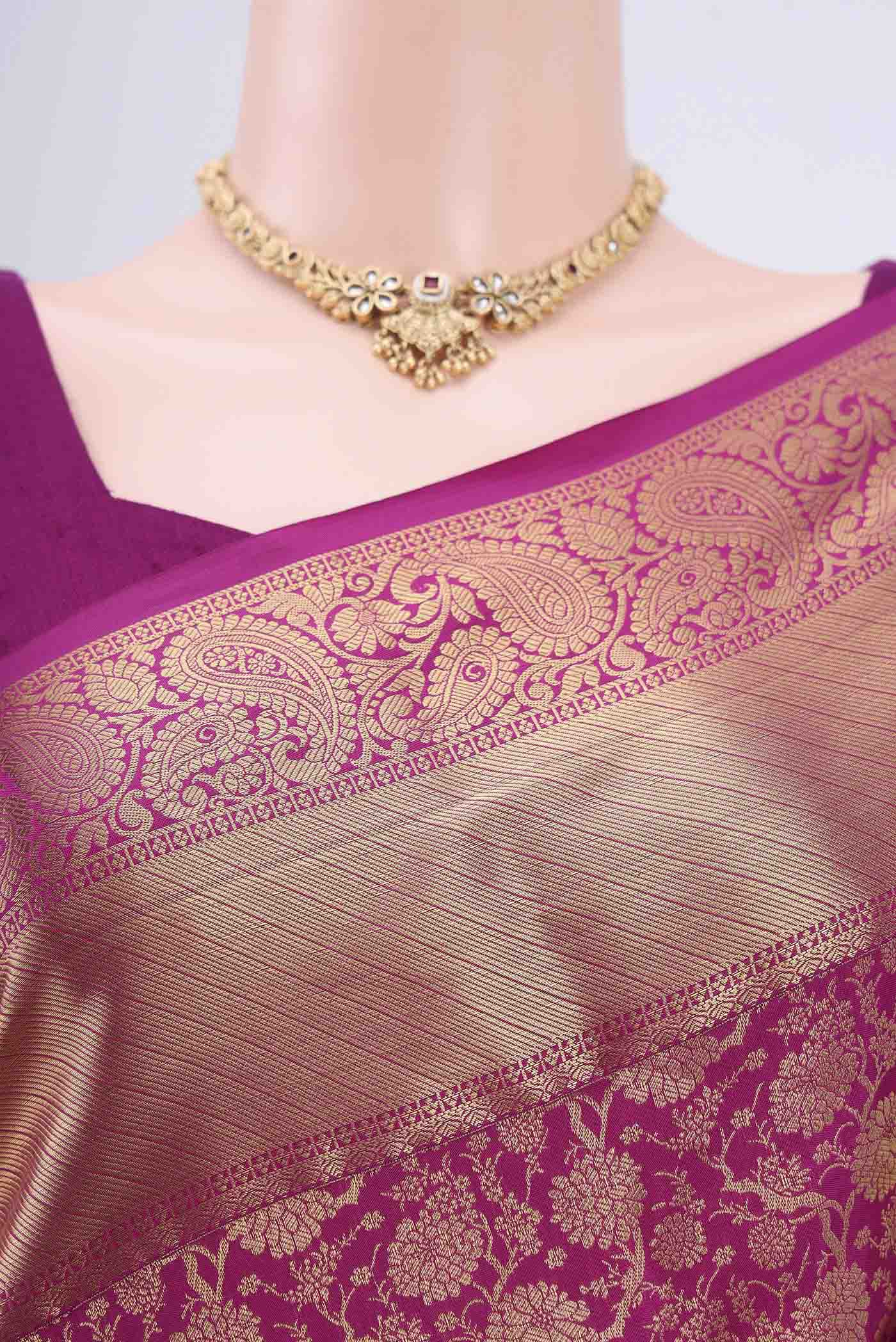 Magenta Bangalore Silk Saree - Image 2