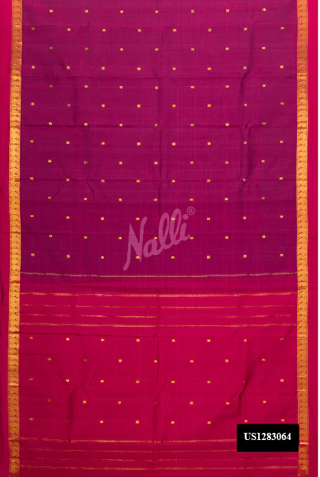 Magenta Dual Tone Kanchipuram Silk Saree