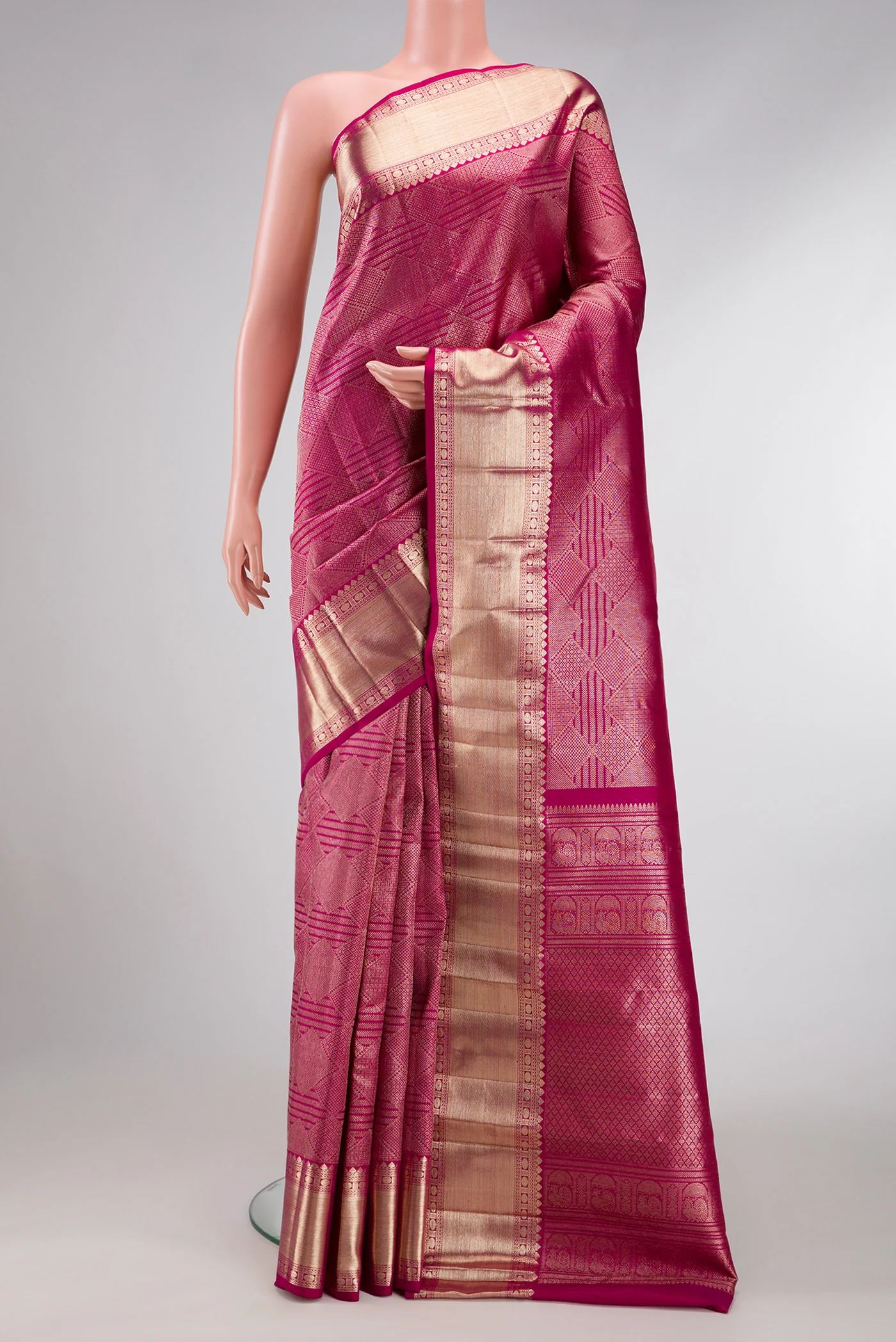 Magenta Dual Tone Kanchipuram Silk Saree