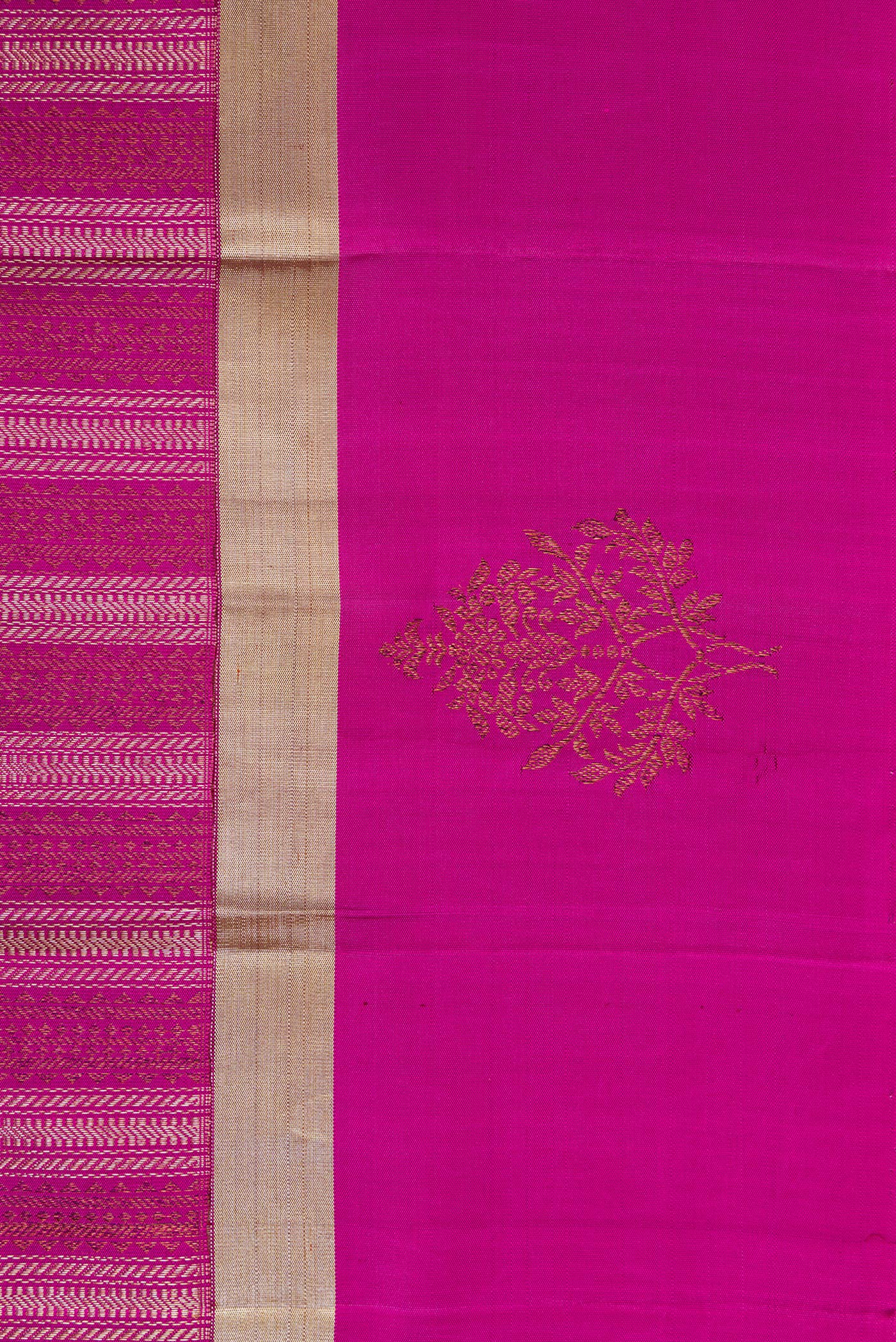 Magenta Kanjivaram Silk Saree - Image 3