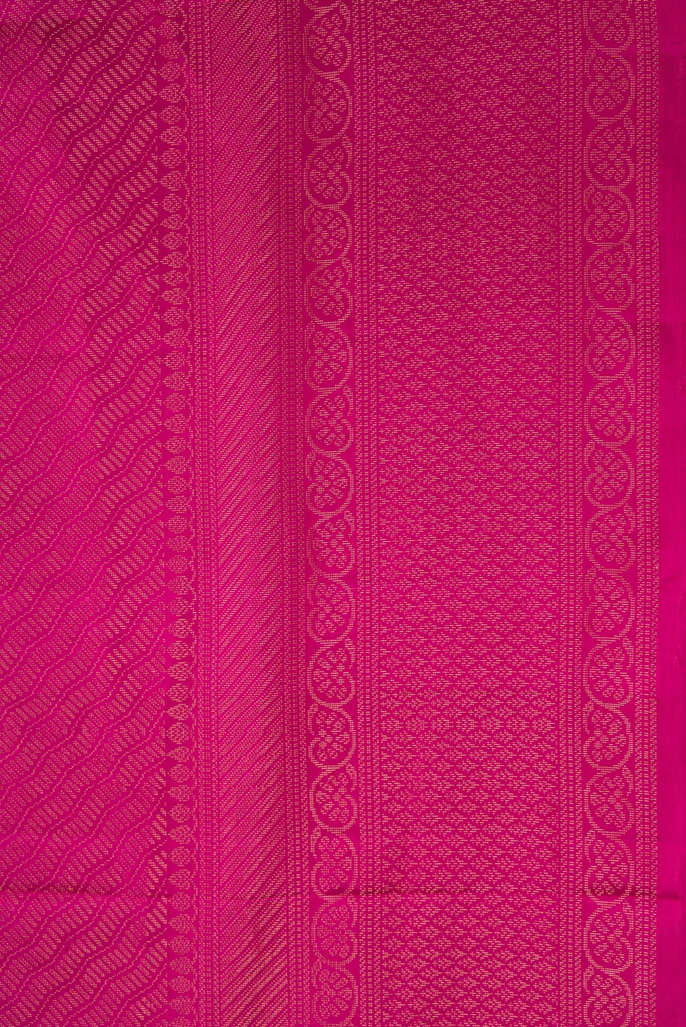 Magenta Soft Silk Saree - Image 3