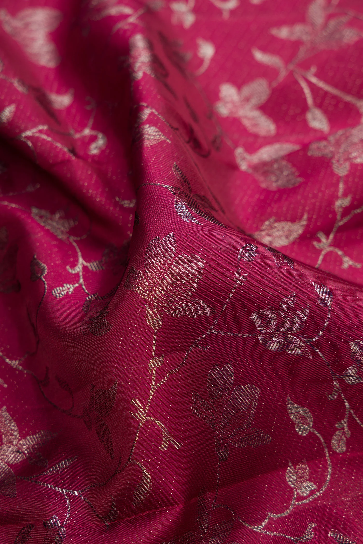 Magenta Kanjivaram Silk Saree - Image 2