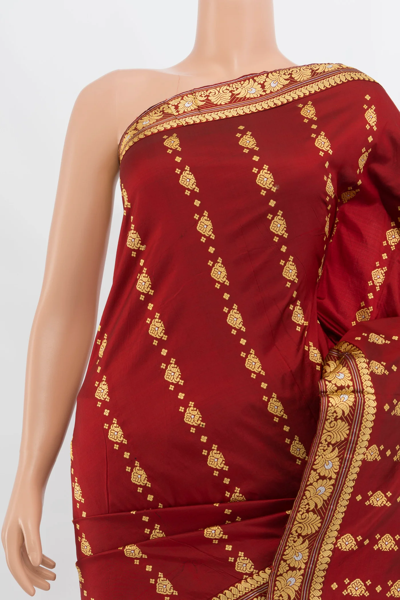 Maroon Assam Silk Saree - Image 2