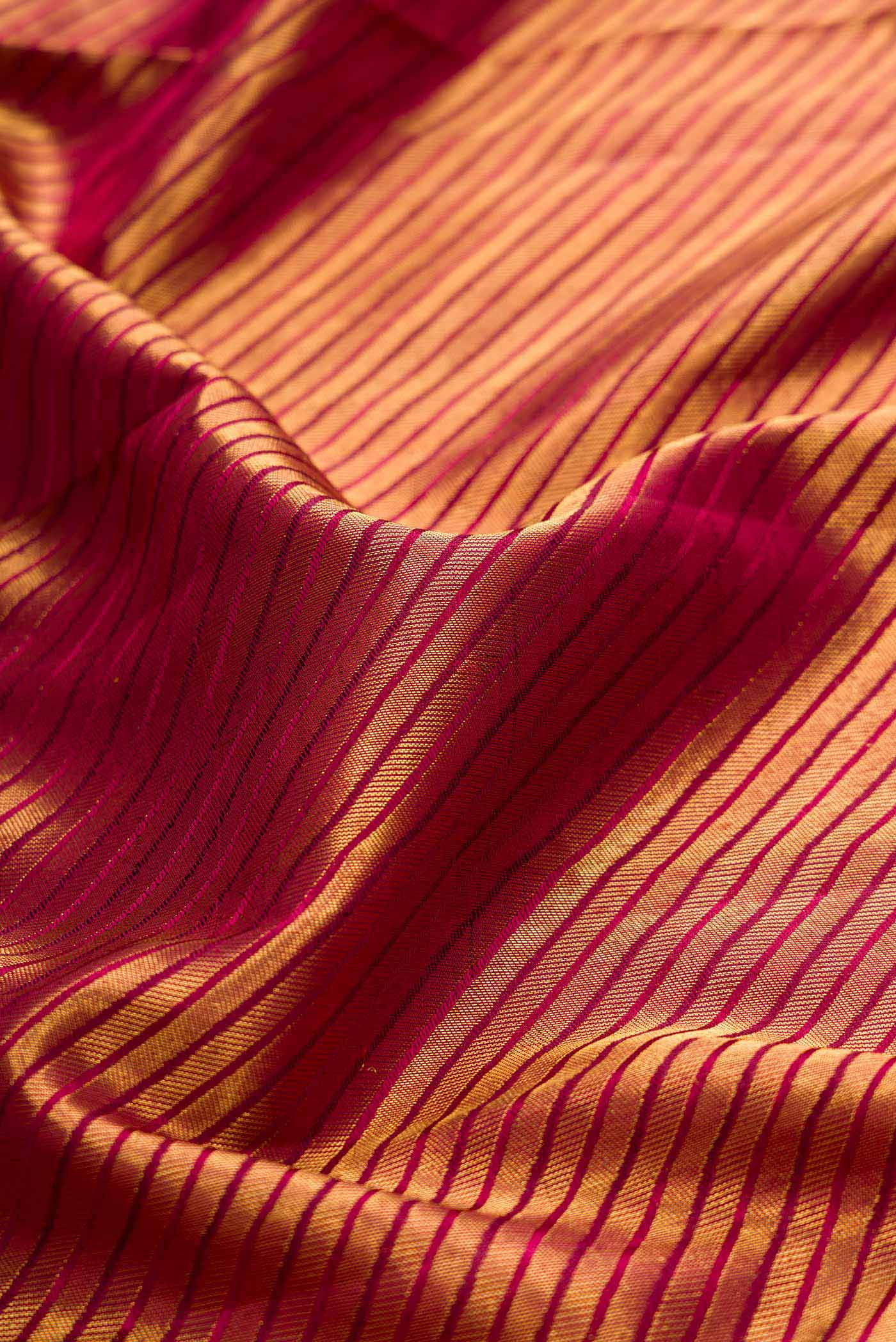 Maroon Dual Tone Kanchipuram Saree - Image 2