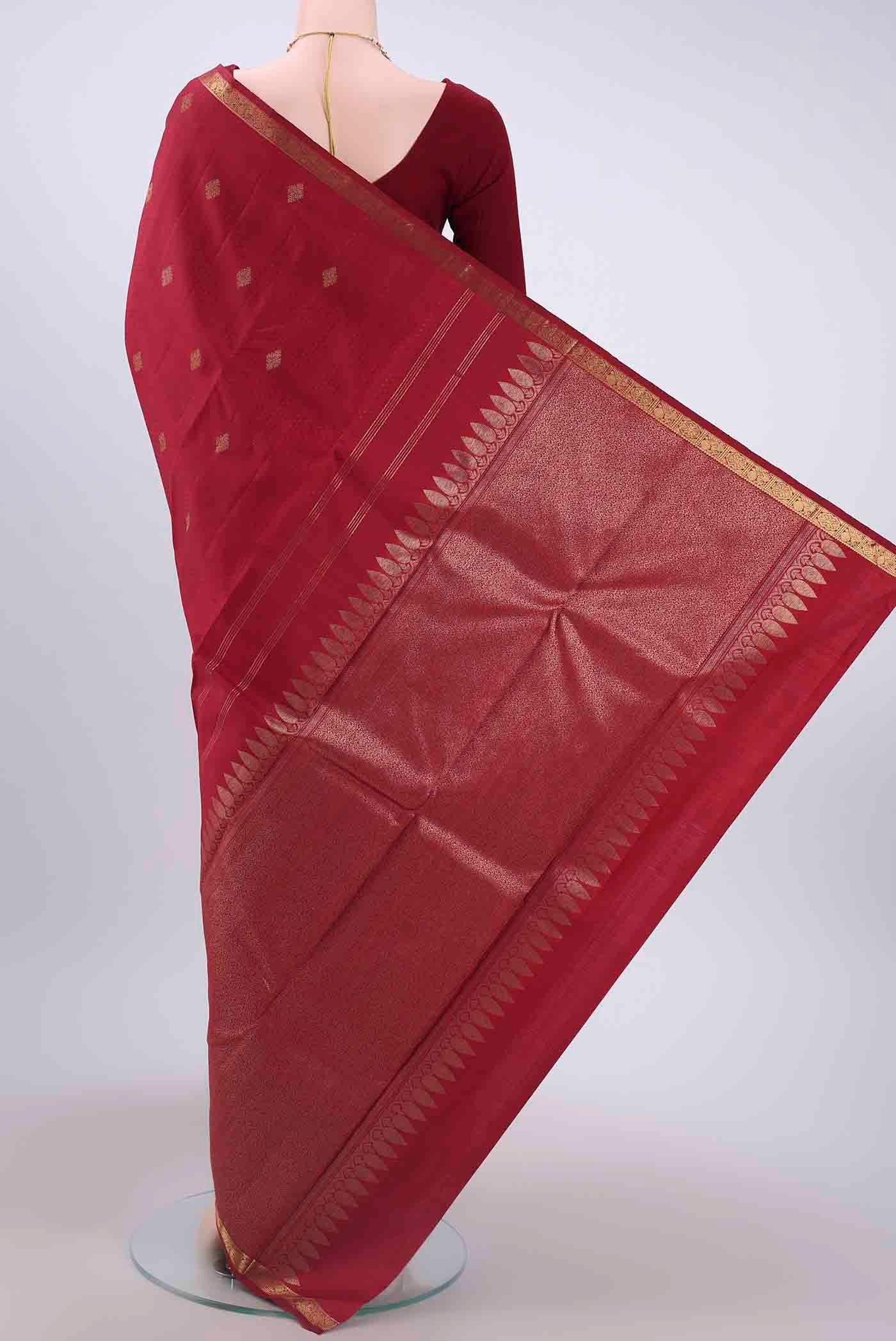 Maroon Dual Tone Kanjivaram Saree - Image 3