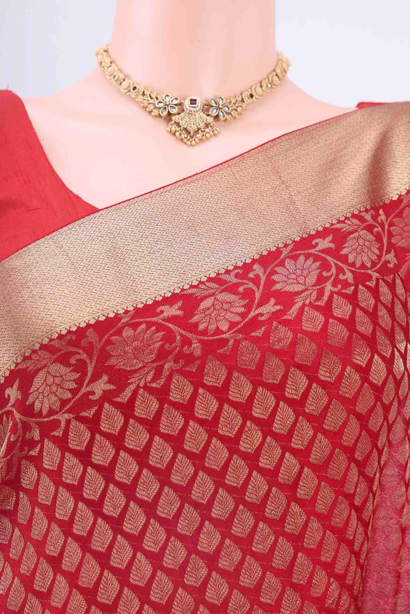 Maroon Dual Tone Mysore Crepe Saree - Image 2
