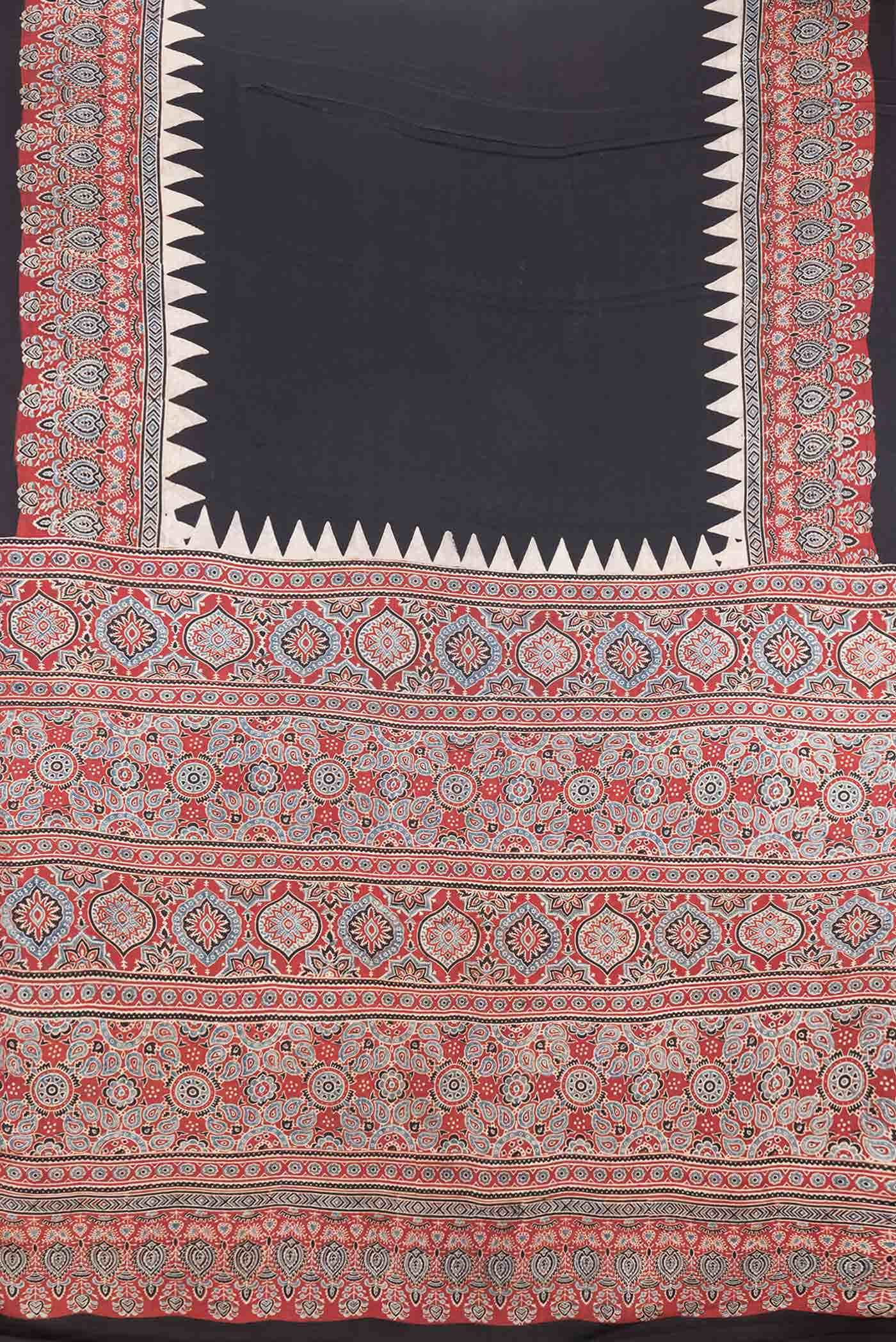 Maroon Dual Tone Satin Silk Saree - Image 2