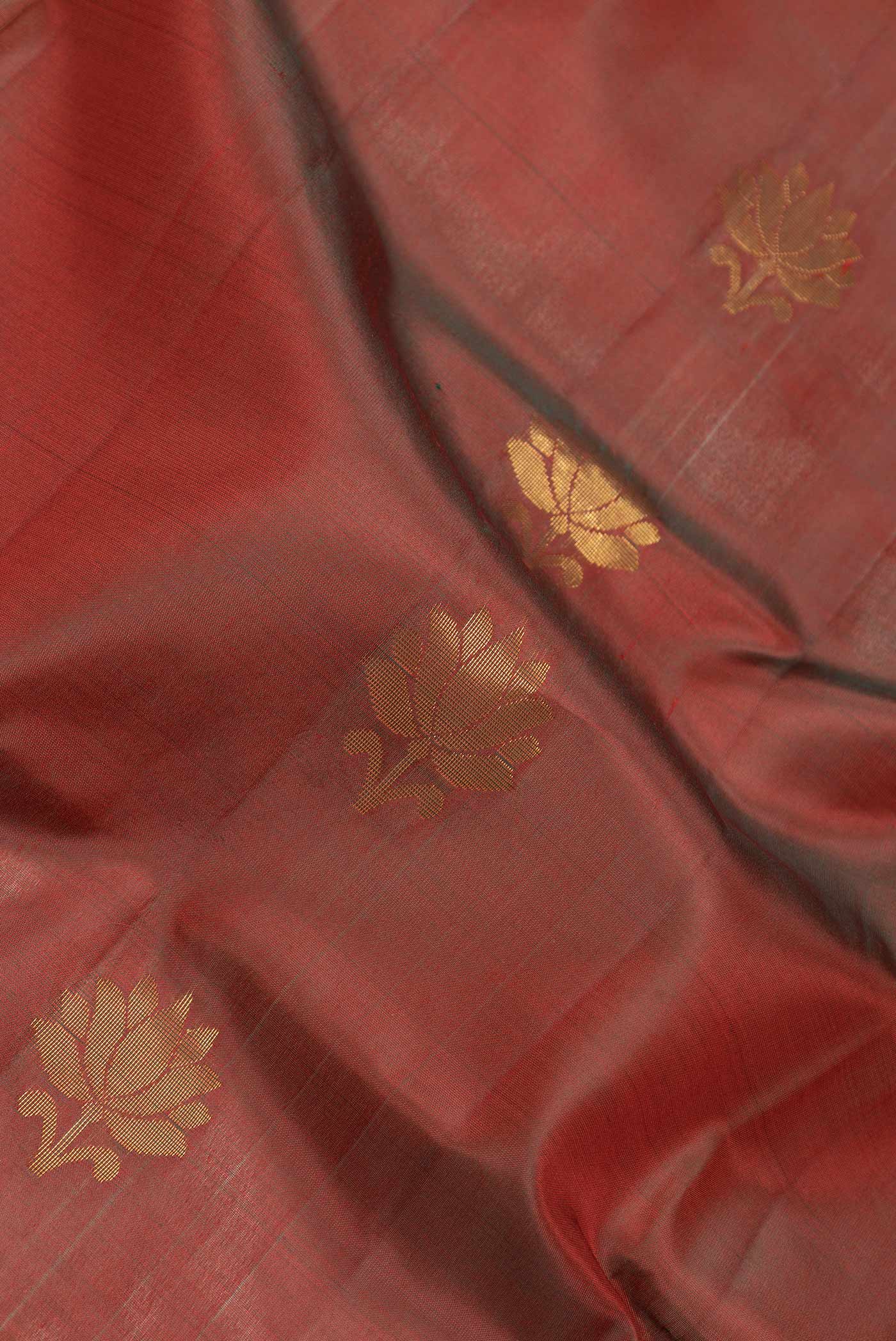 Maroon Dual Tone Soft Silk Saree - Image 2