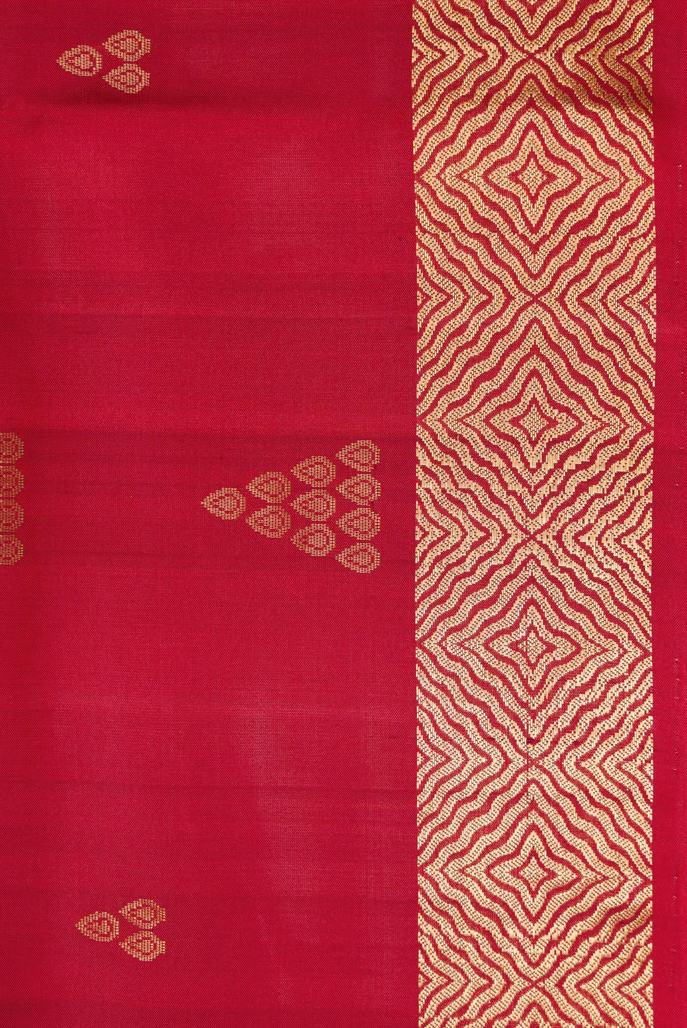Maroon Soft Silk Saree - Image 3