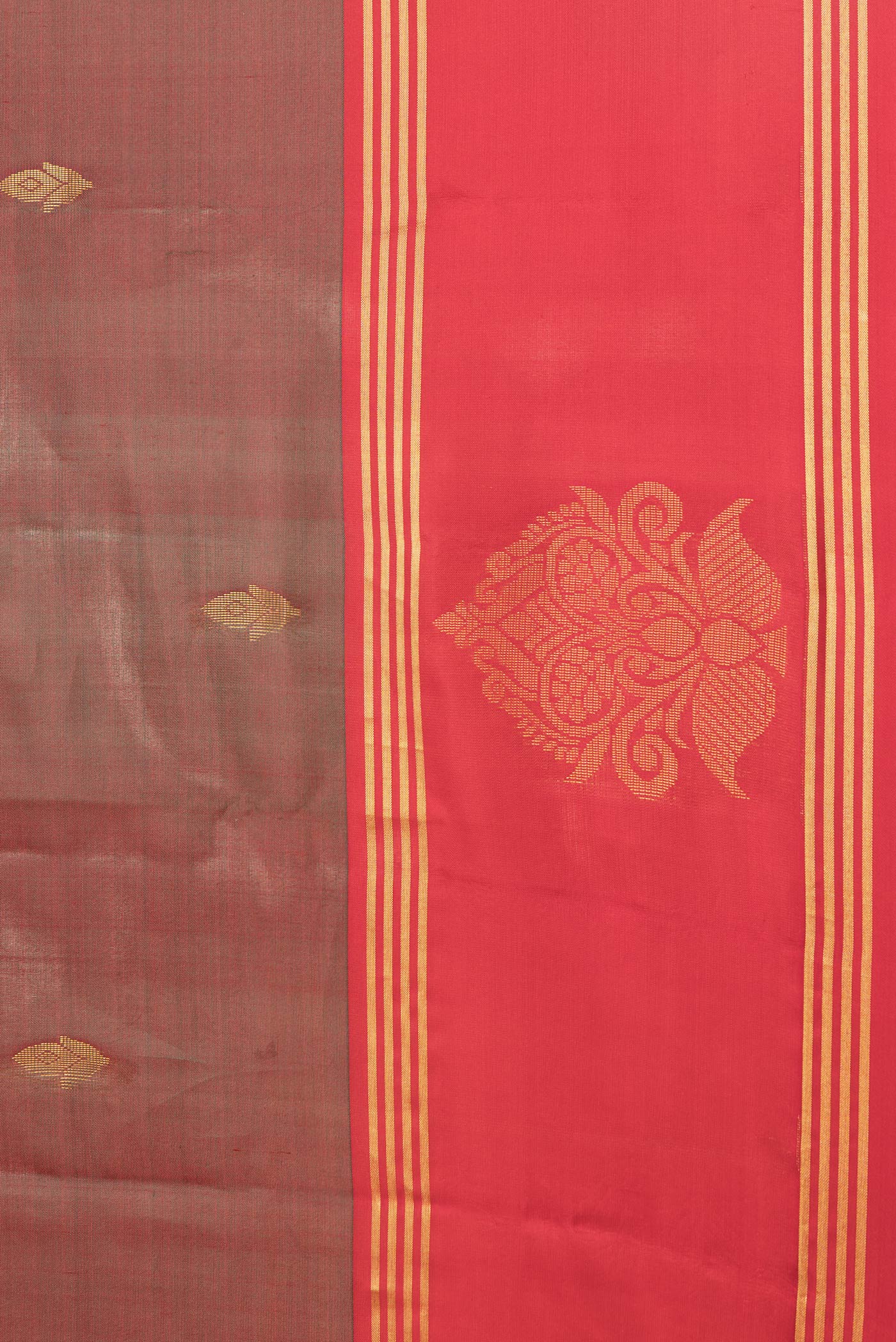 Green with Red Color Soft Silk Saree - Image 3