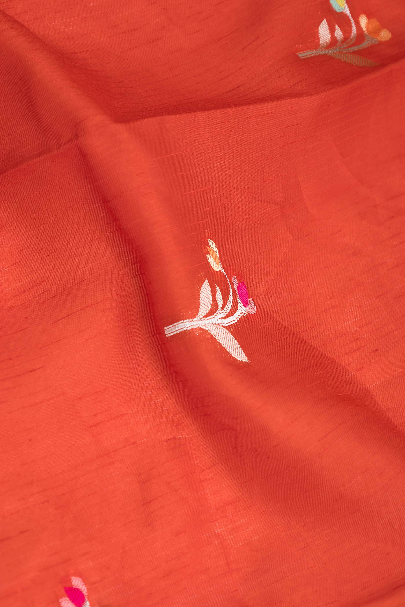 Red Banarasi Raw Silk Saree - Image 2