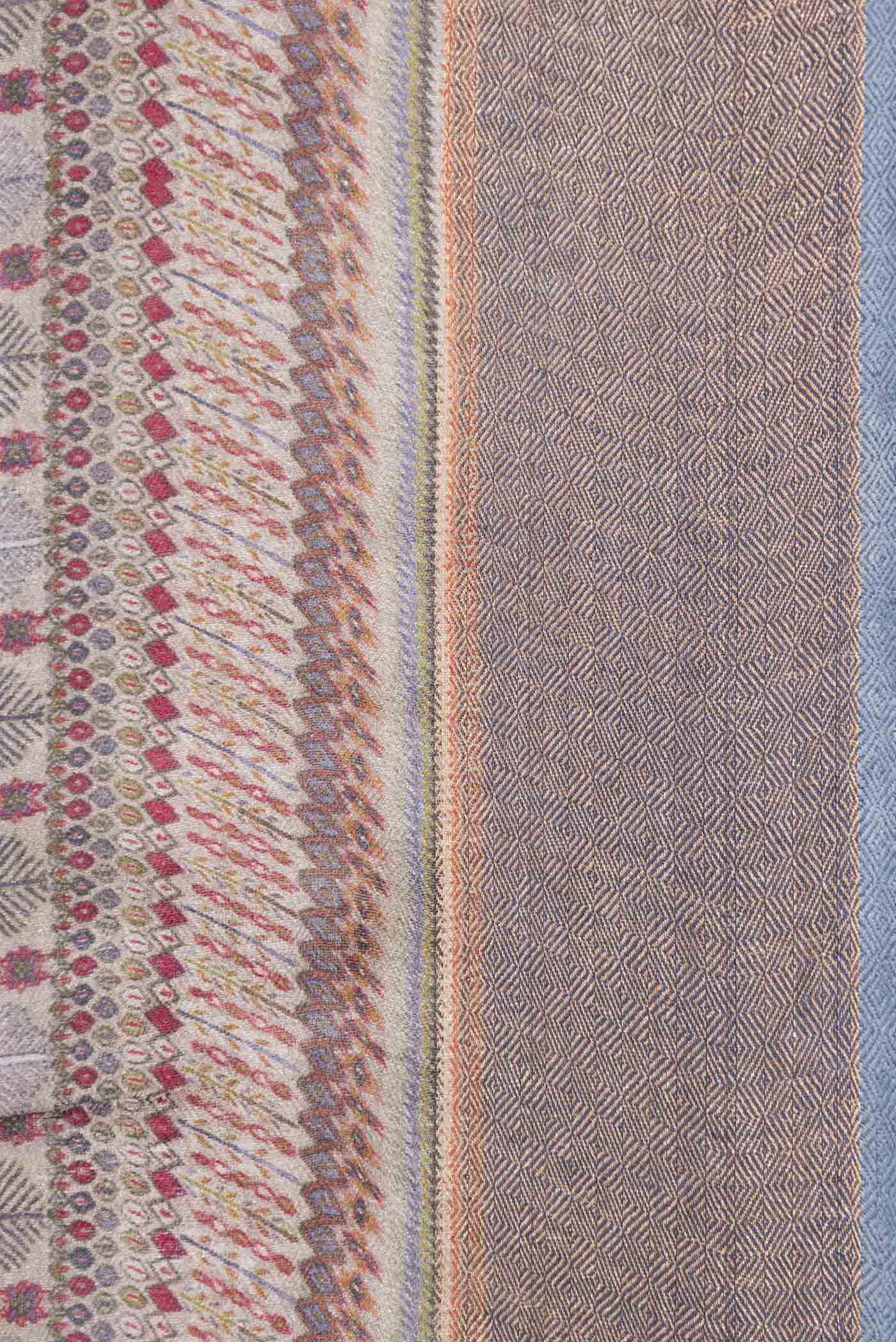 Grey Tussar Silk Saree - Image 3