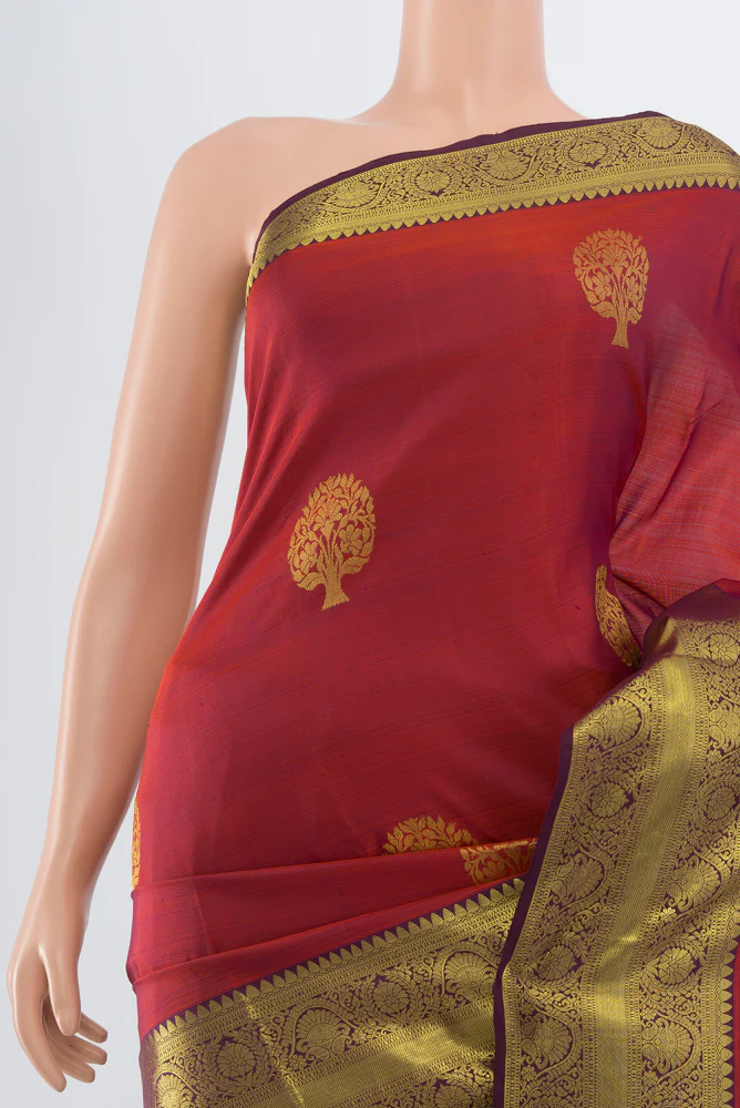 Magenta with Orange Color Kanchipuram Silk Saree - Image 2