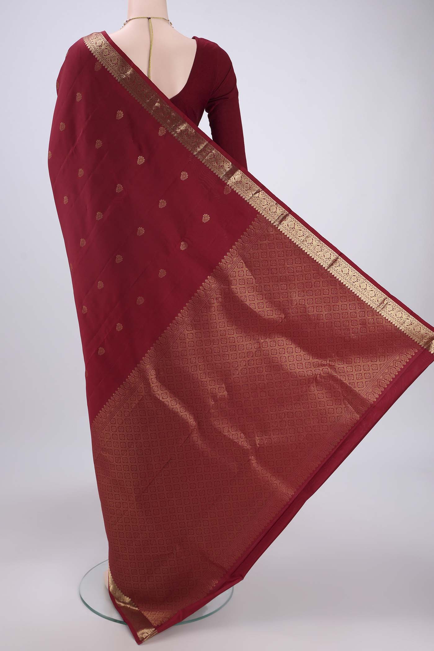 Maroon Kanjivaram Silk Saree - Image 3