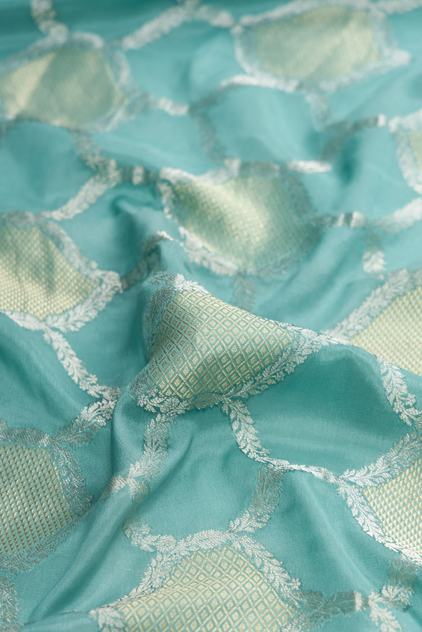 Maya Blue Mysore Crepe Saree - Image 2