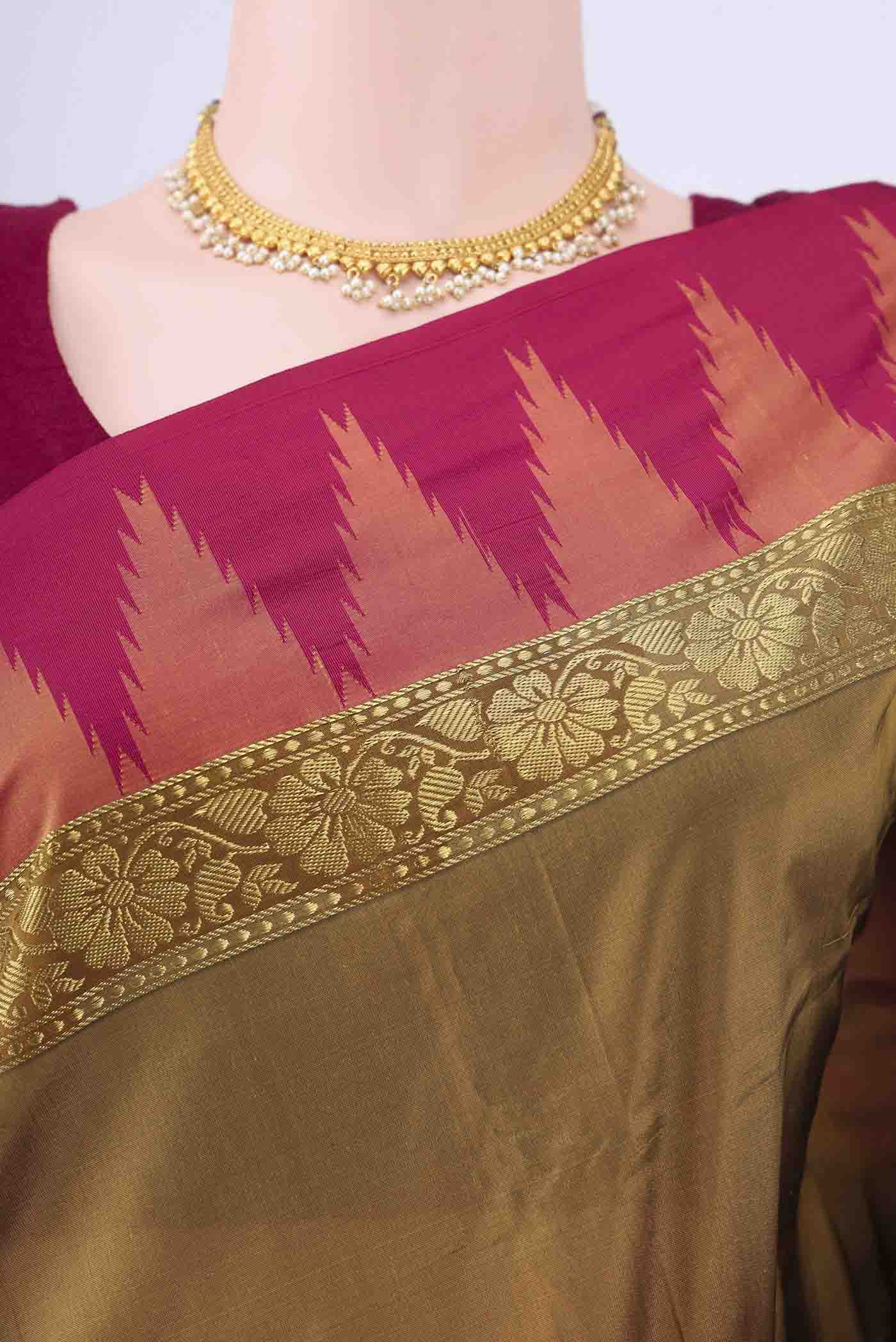 Mehandi Green Blended Bangalore Silk Saree - Image 2